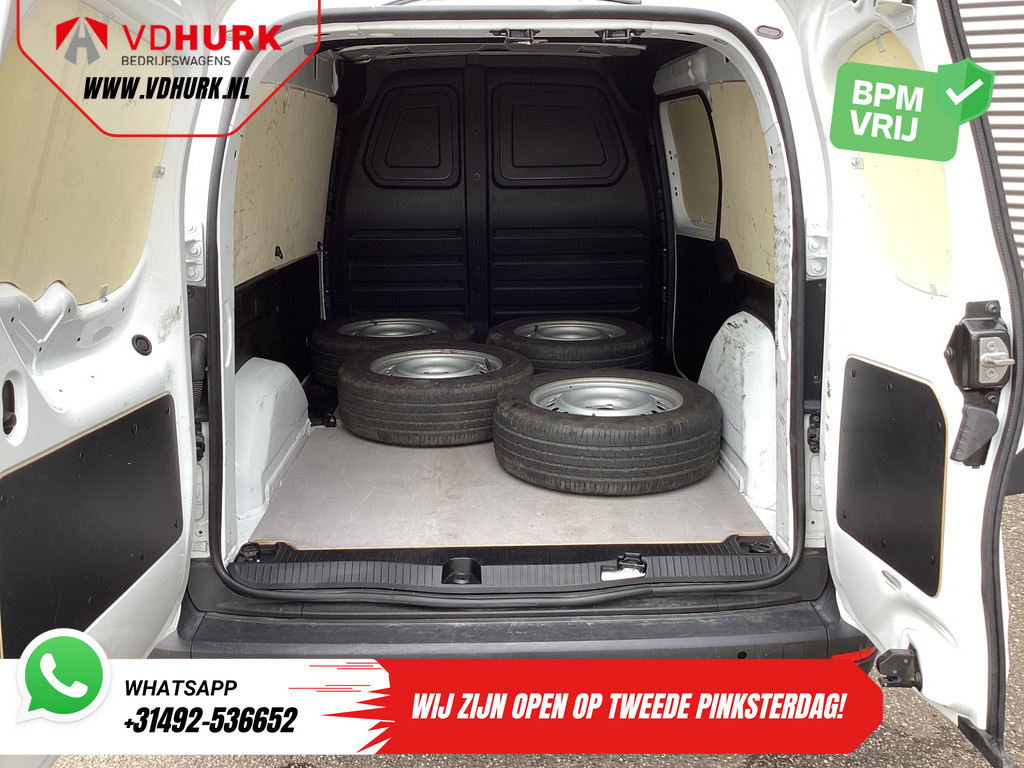 Mercedes-Benz Citan Bestelbus 110 CDI L2 Aut. 3Pers./ Stoelverw./ Carplay/ Camera/ Cruise/ Airco/ Trekhaak/ PDC 4