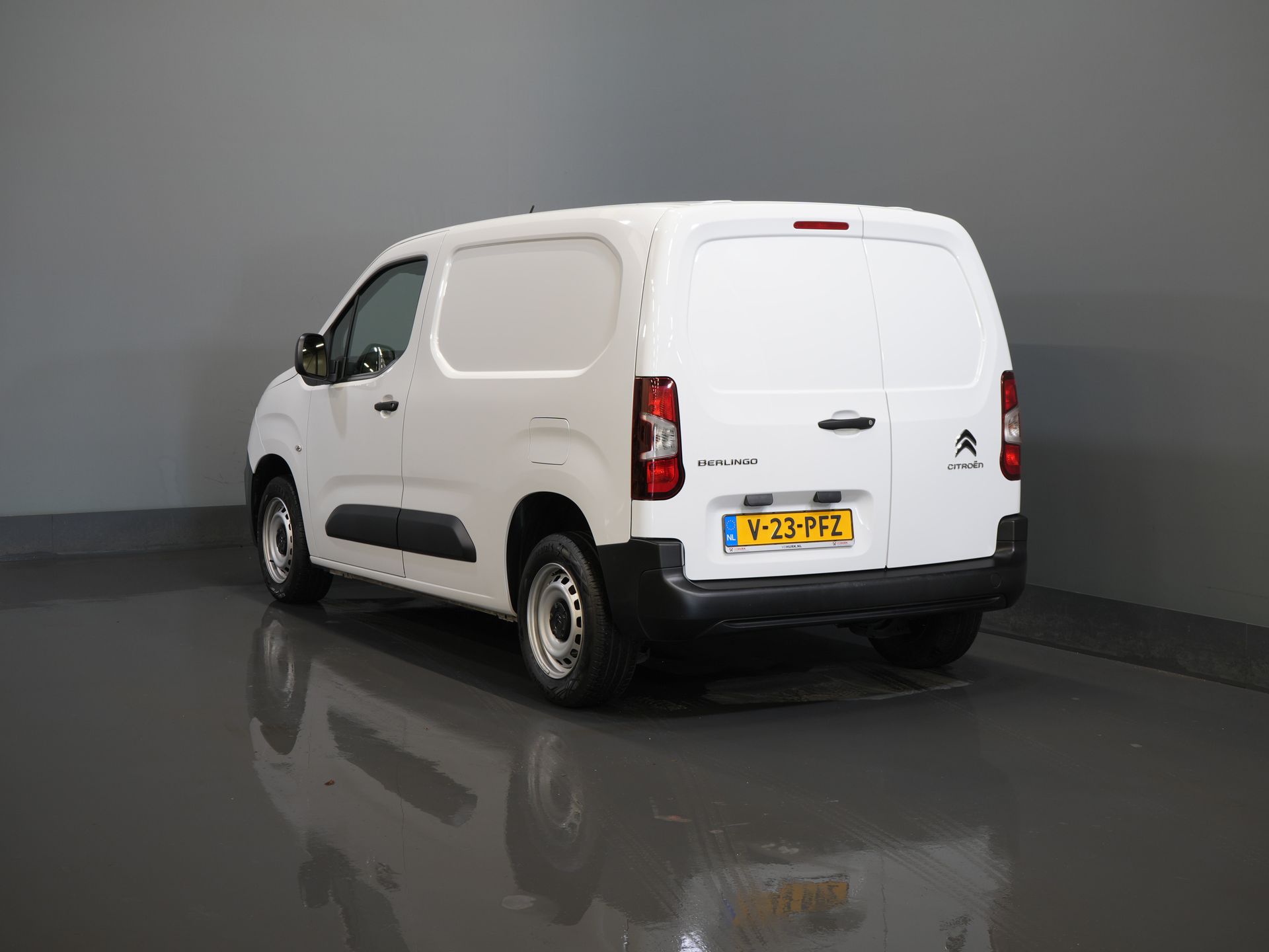 Peugeot Partner Bestelbus (Citroen Berlingo) 1.2 PureTech 110 pk BENZINE Airco/ Cruise/ DAB 1