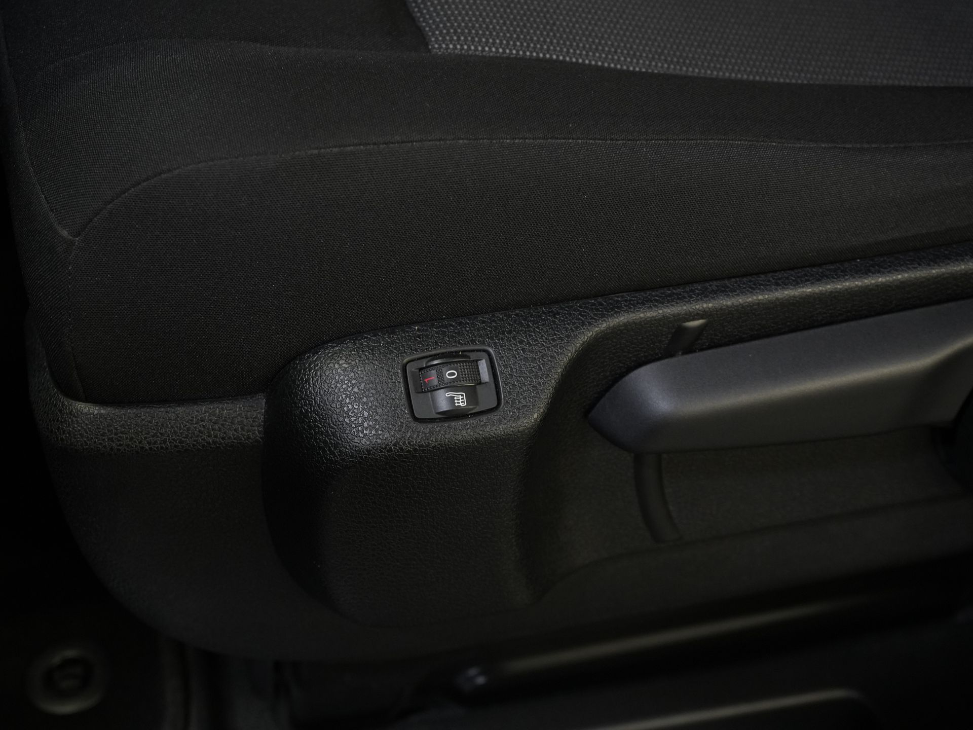 Opel Vivaro Bestelbus 2.0 180 pk Aut. DC Dubbel Cabine 2xSchuifdeur/ 2.5t.Trekverm./ Afn.Trekhaak/ Climate/ Carplay/ Stoelverw./ Stuurverw./ Navi/ Cam 26