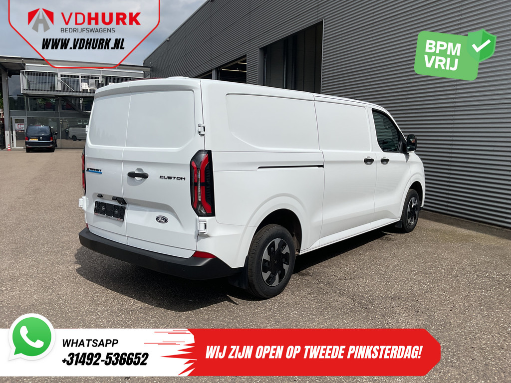 Ford E-Transit Custom Bestelbus L2 330 km WLTP LED/ Standkachel/ Stoelverw./ Snellader/ 2.3t Trekverm./ Carplay/ Climate/ Camera/ PDC/ Cruise 8