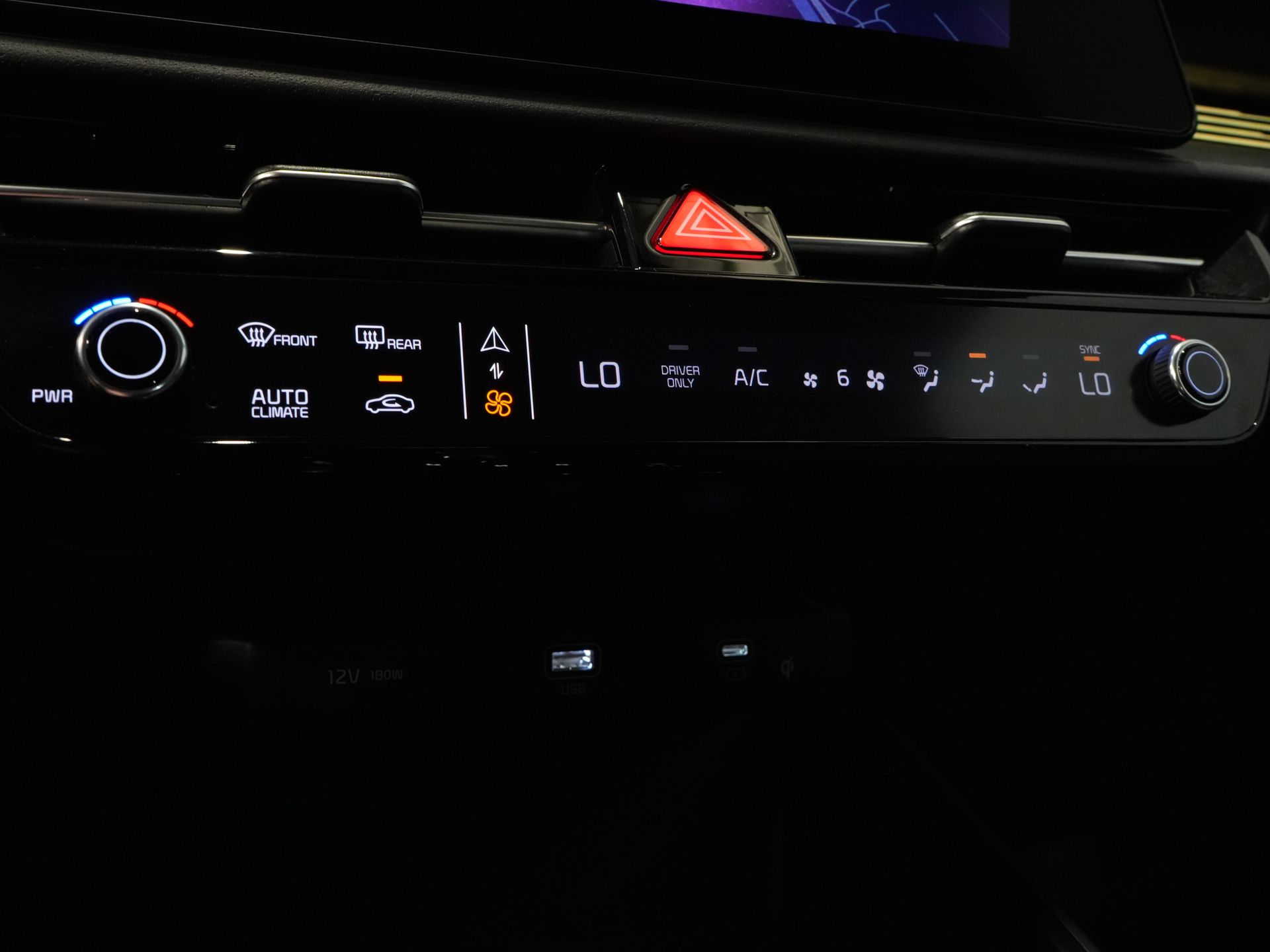 Kia Niro SUV 1.6 GDi PHEV LED/ Adapt.Cruise/ Elek.Stoel/ Stoelverw./ Stuurverw./ Virtual Cockpit/ Carplay/ Navi/ Camera/ Climate 24