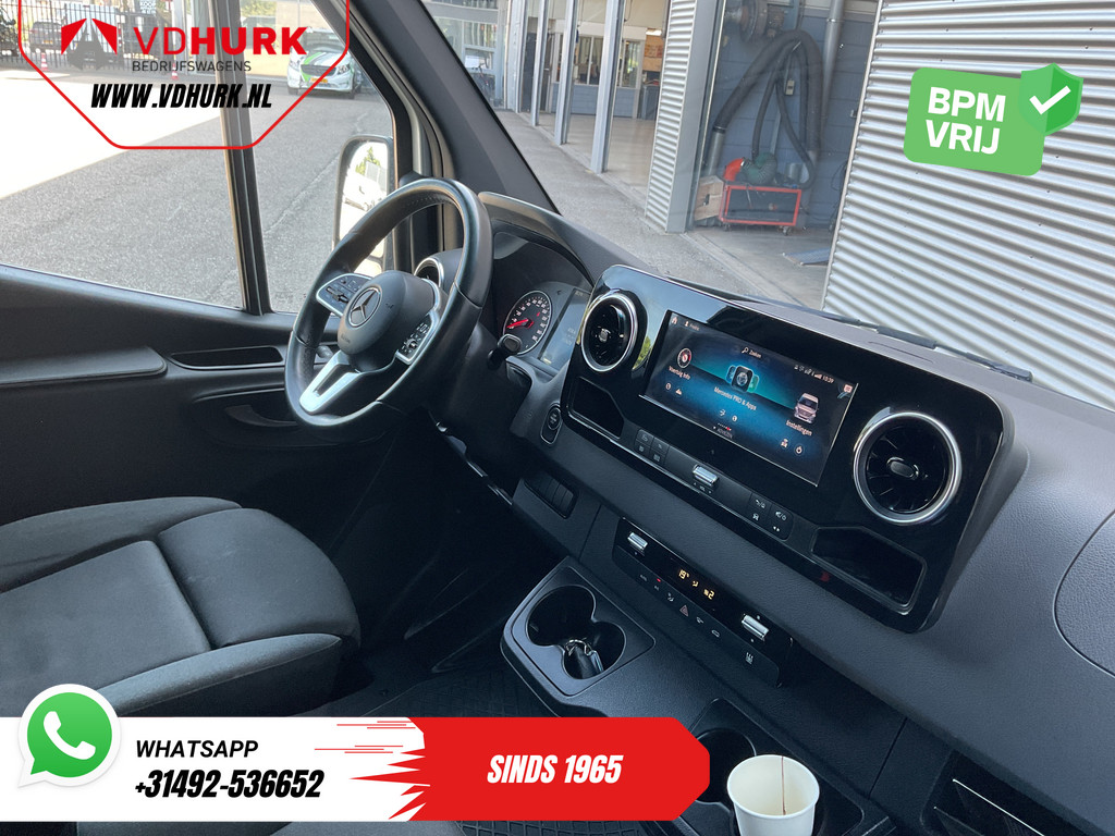 Mercedes-Benz Sprinter Bestelbus 316 2.2 CDI Aut. L2H2 LED/ Standkachel/ 10,25”MBUX/ Stoelverw./ 360 Camera/ Climate/ 270Gr.Deuren/ Navi/ Cruise/ 17”LMV/ PDC/ Tr 2
