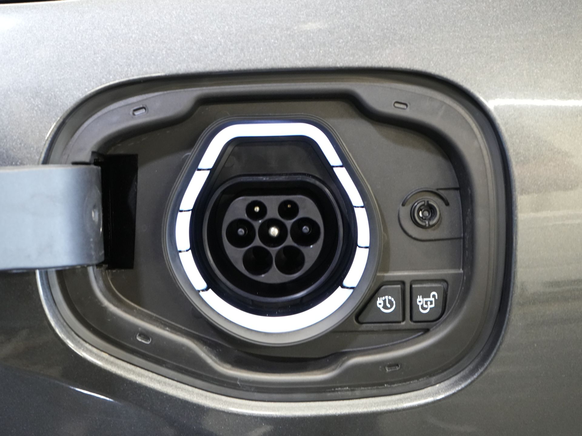 Ford Kuga SUV 2.5 PHEV 225 pk ST-Line LED/ Head-Up/ Adapt.cruise/ Keyless/ Elek.klep/ Stoelverw/ Stuurverw./ Carplay/ Navi/ Climate/ PDC 30