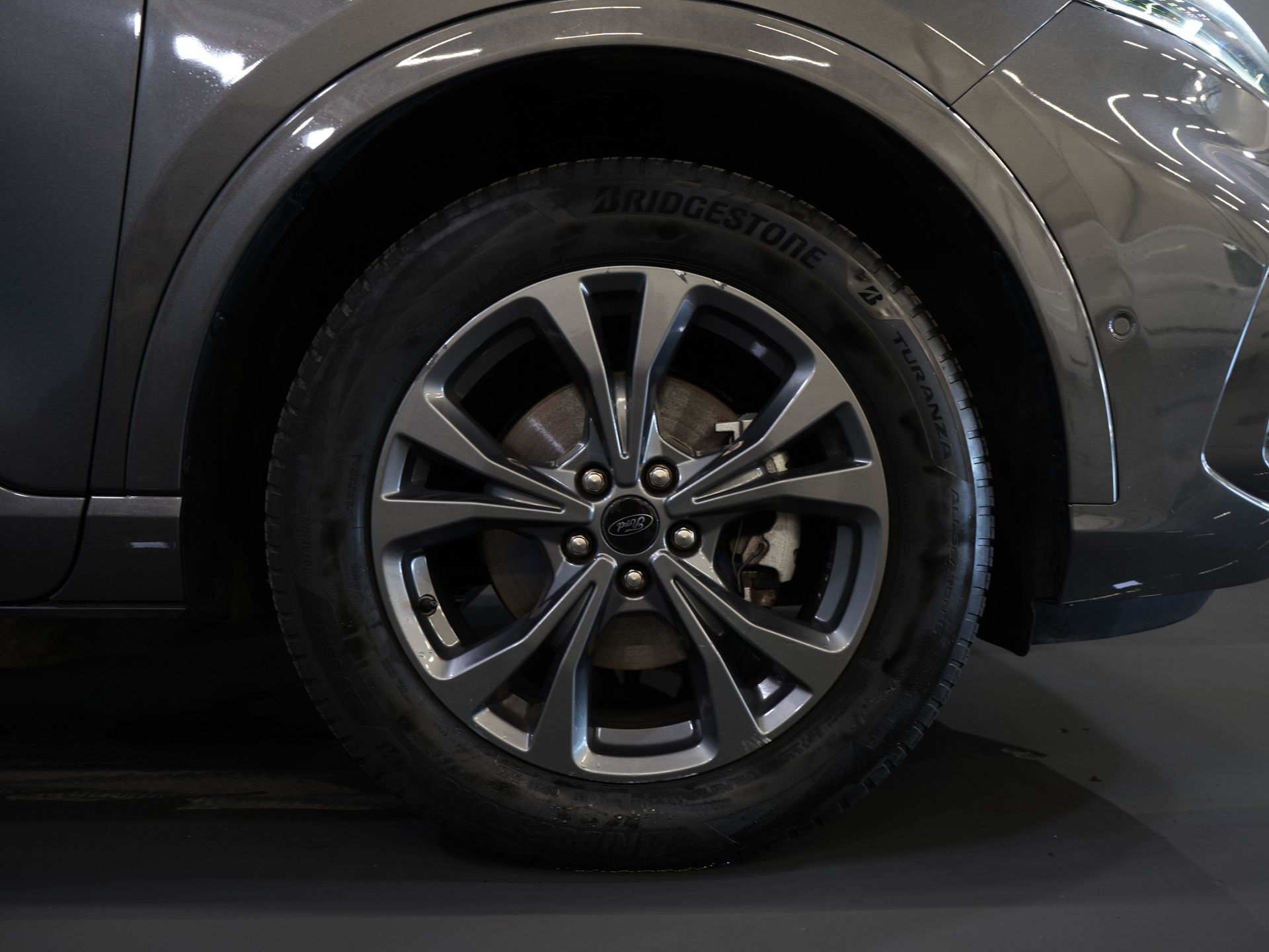 Ford Kuga SUV 2.5 PHEV 225 pk ST-Line LED/ Head-Up/ Adapt.cruise/ Keyless/ Elek.klep/ Stoelverw/ Stuurverw./ Carplay/ Navi/ Climate/ PDC 8