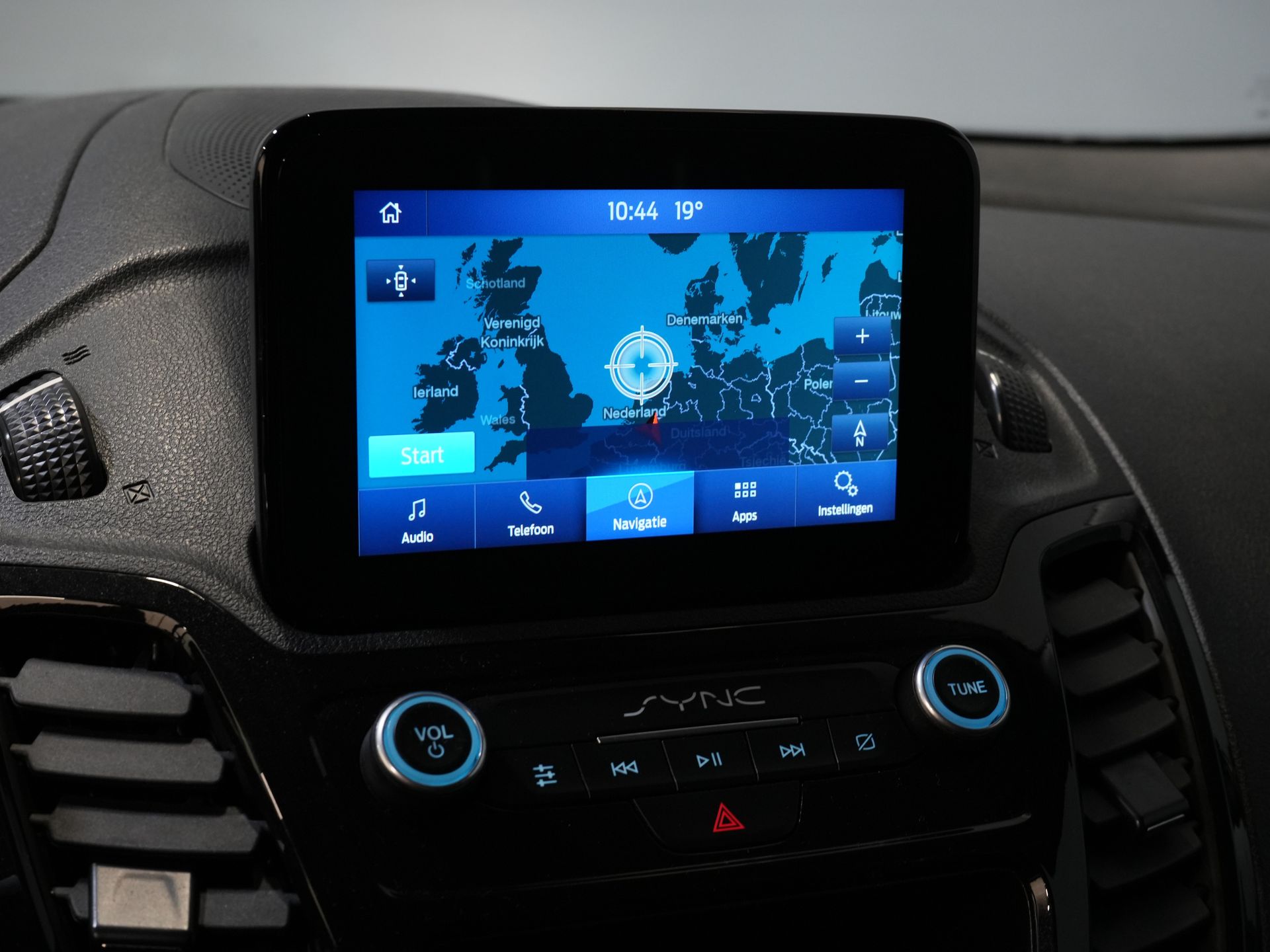 Ford Transit Connect Bestelbus 1.5 TDCI L2 Limited NAP/ Bi-Xenon/ Adapt.Cruise/ Stoelverw./ Carplay/ Navi/ Camera/ PDC/ LMV/ Climate 22