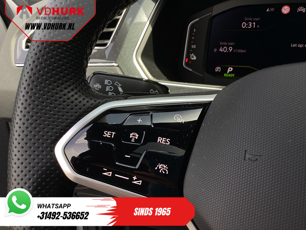 Volkswagen Tiguan SUV 1.4 TSI eHybrid R-Line Pano/ IQ-Light/ Head-Up/ Elek.Trekhaak/ Elek.Klep/ Adapt.Cruise/ Parlemoer/ Stoelverw./ Climate/ Carplay/ 15