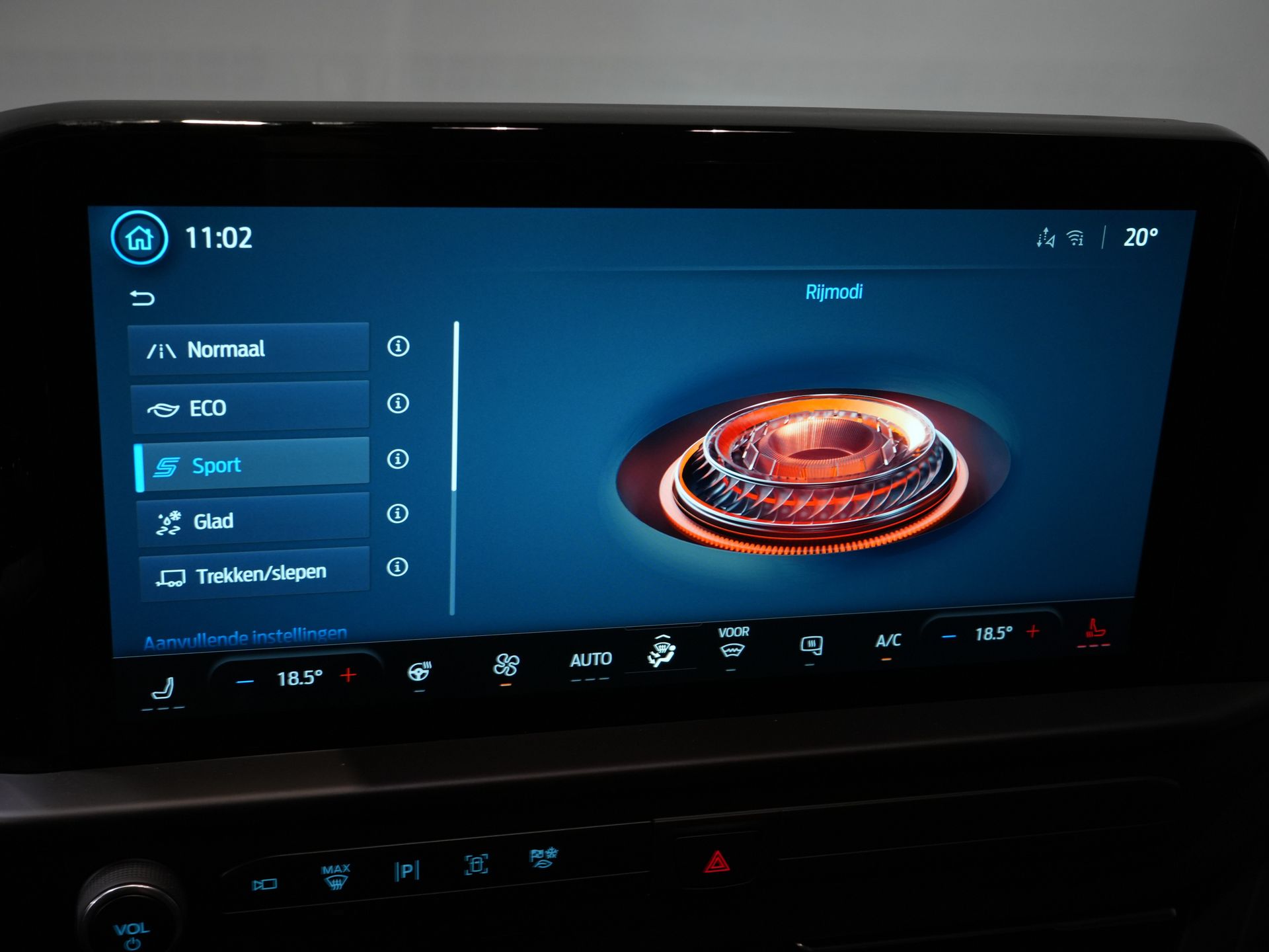 Ford E-Transit Custom Bestelbus 218 pk 330 km WLTP L2 Limited B&O/ Adapt.Cruise/ Elek.Trekhaak/ Standkachel/ Stoelverw./ Stuurverw./ Carplay/ Navi/ 360.Camera/  28