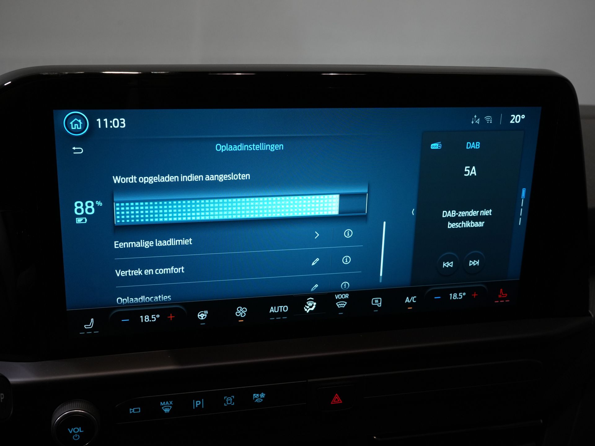Ford E-Transit Custom Bestelbus 218 pk 330 km WLTP L2 Limited B&O/ Adapt.Cruise/ Elek.Trekhaak/ Standkachel/ Stoelverw./ Stuurverw./ Carplay/ Navi/ 360.Camera/  29