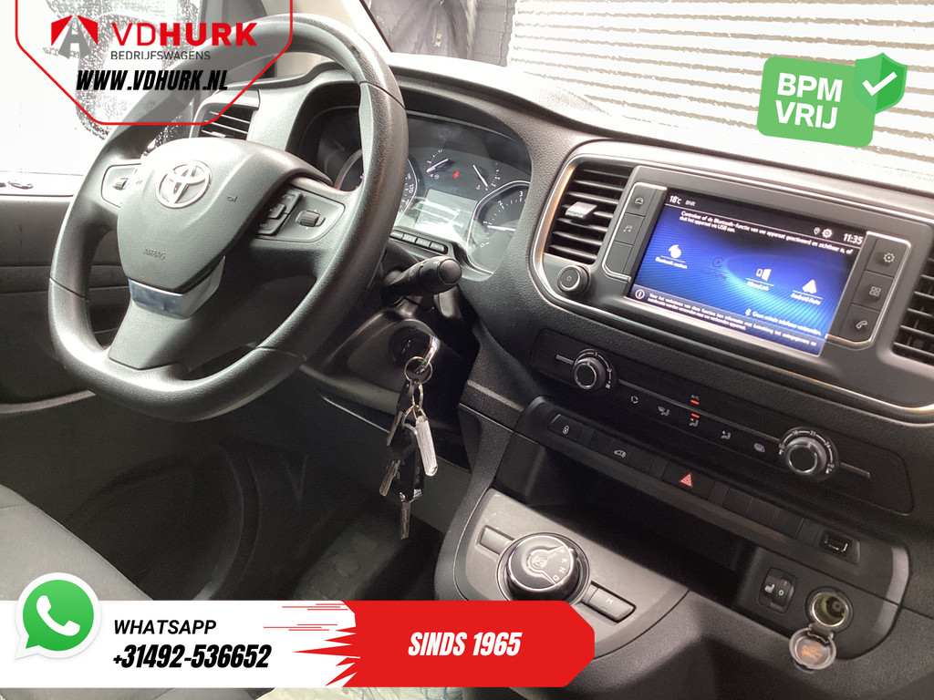 Toyota ProAce Worker Bestelbus 2.0 145 pk Aut. L2 Adapt.Cruise/ Standkachel/ Stoelverw./ Carplay/ Camera/ Inrichting/ Trekhaak/ Airco 2