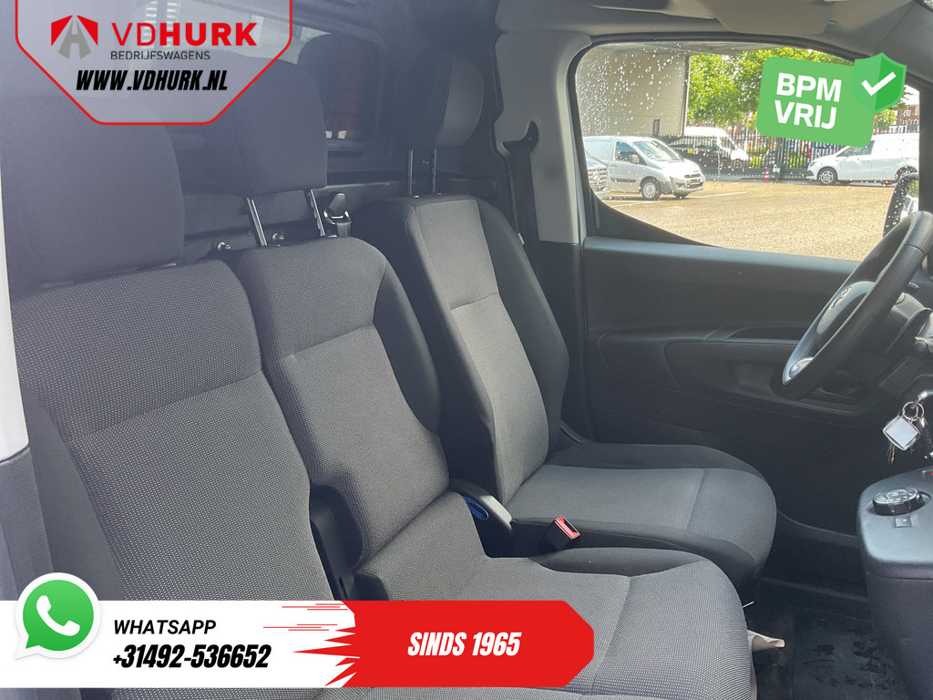 Toyota PROACE CITY Bestelbus 1.5 130 pk Aut. Carplay/ 3Pers./ Stoelverw./ Inrichting/ Camera/ Cruise/ Airco/ PDC/ Trekhaak 11