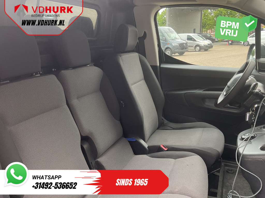 Peugeot Partner Bestelbus 1.2 BENZINE Aut. 110 pk Stoelverw./ Carplay/ Camera/ PDC/ Climate/ Cruise/ Trekhaak/ Airco 10