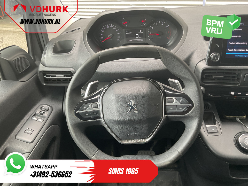 Peugeot Partner Bestelbus 1.2 BENZINE Aut. 110 pk Stoelverw./ Carplay/ Camera/ PDC/ Climate/ Cruise/ Trekhaak/ Airco 13
