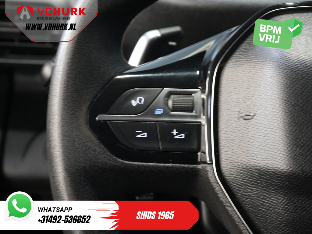 Peugeot Partner Bestelbus 1.2 BENZINE Aut. 110 pk Stoelverw./ Carplay/ Camera/ PDC/ Climate/ Cruise/ Trekhaak/ Airco 19