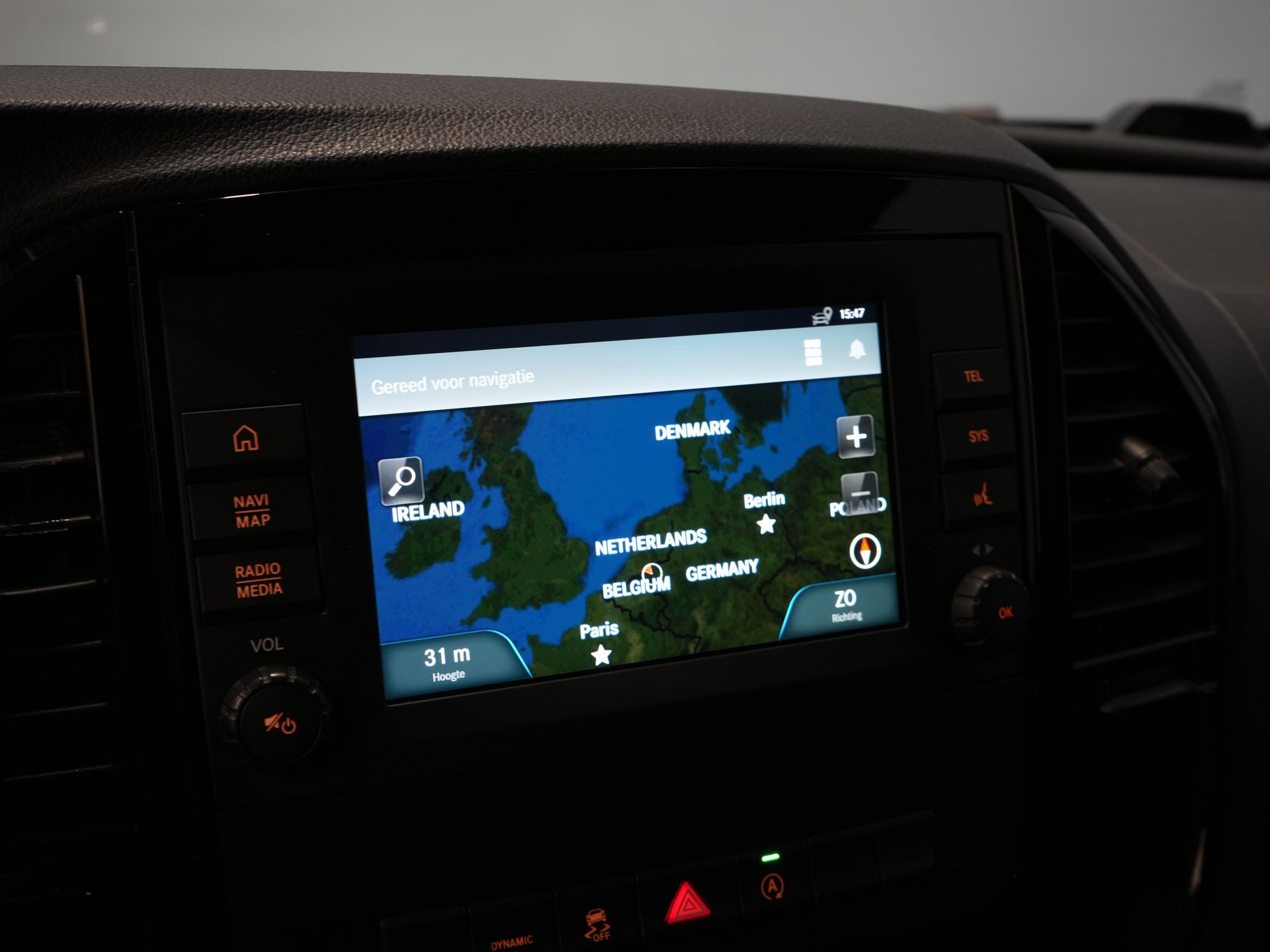 Mercedes-Benz Vito Bestelbus 119 CDI Aut. XL L3 DC Dubbel Cabine/ LED/ 2.5t Trekverm./ Alarm III/ Stoelverw./ Carplay/ Navi/ Camera/ Climate/ Cruise/ PDC/ 18 25