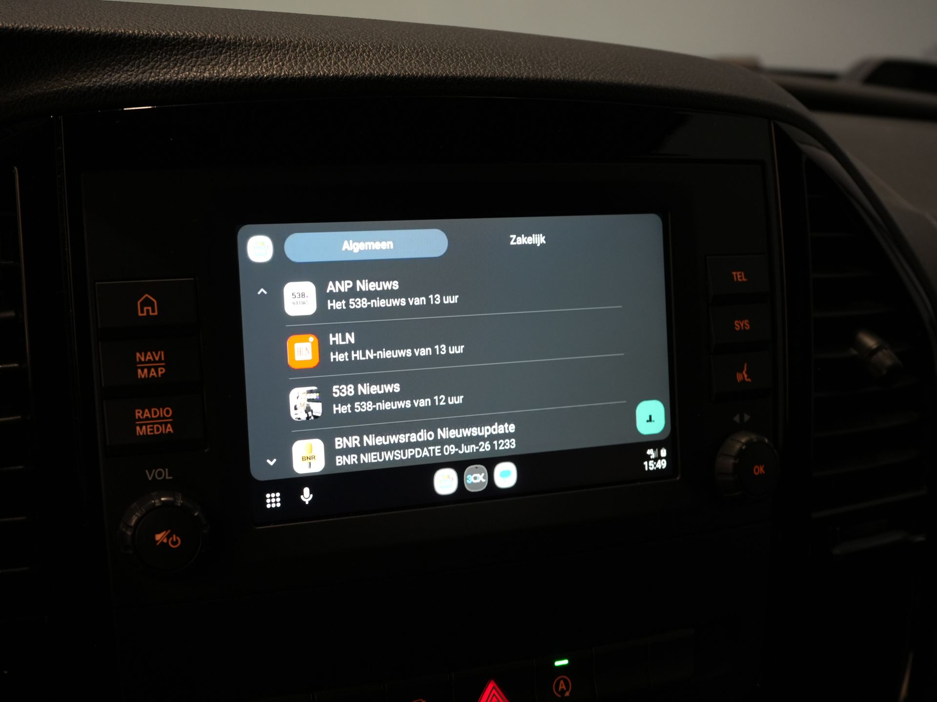 Mercedes-Benz Vito Bestelbus 119 CDI Aut. XL L3 DC Dubbel Cabine/ LED/ 2.5t Trekverm./ Alarm III/ Stoelverw./ Carplay/ Navi/ Camera/ Climate/ Cruise/ PDC/ 18 27