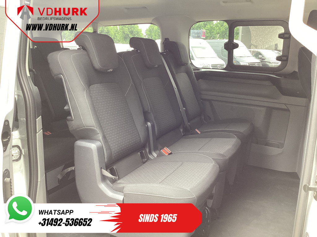 Ford E-Transit Custom Personenvervoer 320 km WLTP L2 Combi/ Kombi/ 9 pers./ LED/ Standkachel/ Stoelverw/ Stuurverw./ Carplay/ Camera/ Climate/ PDC/ Cruise 12
