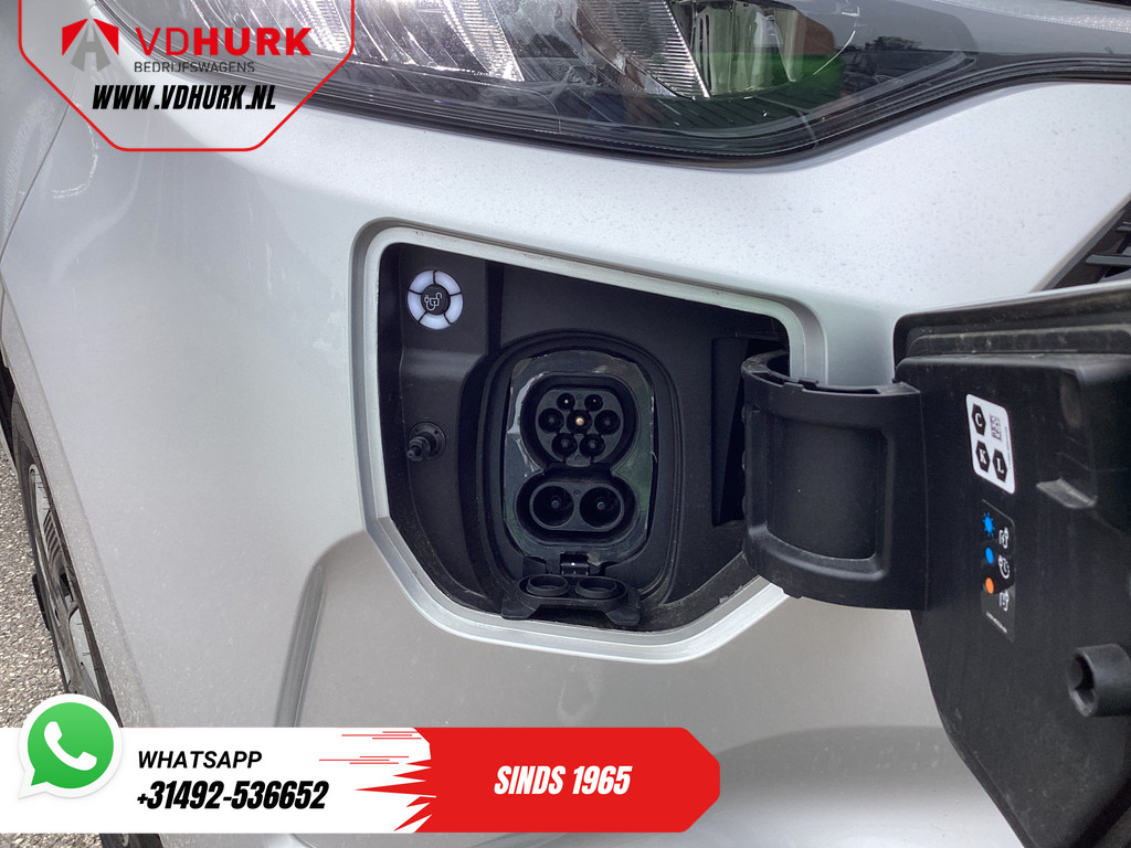 Ford E-Transit Custom Personenvervoer 320 km WLTP L2 Combi/ Kombi/ 9 pers./ LED/ Standkachel/ Stoelverw/ Stuurverw./ Carplay/ Camera/ Climate/ PDC/ Cruise 9