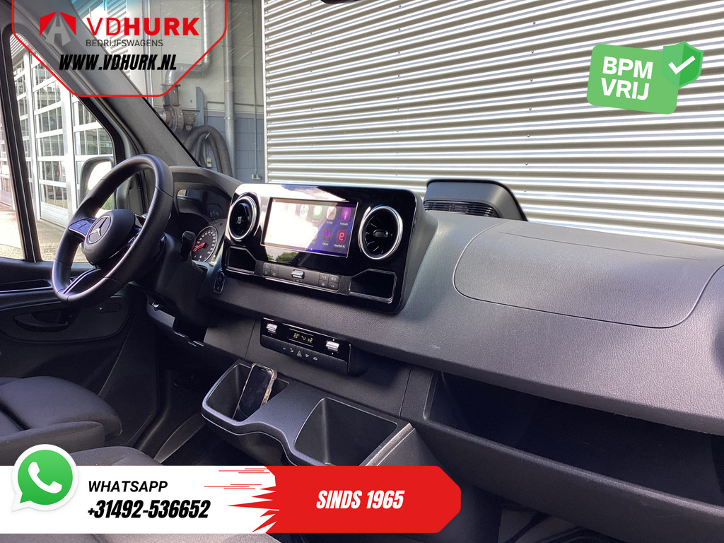 Mercedes-Benz Sprinter Bestelbus 315 CDI Aut. L2H2 3.5t Trekverm./ Stoelverw./ Carplay/ 270Gr.Deuren/ Navi/ Camera/ PDC/ Cruise/ DAB 2