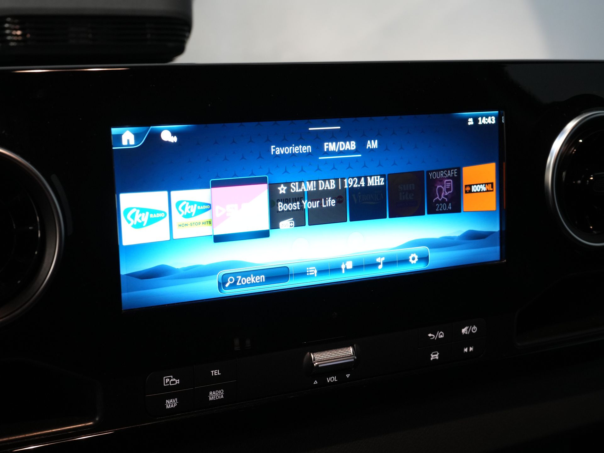 Mercedes-Benz Sprinter Bestelbus 315 CDI Aut. L2H2 3.5t Trekverm./ Stoelverw./ Carplay/ 270Gr.Deuren/ Navi/ Camera/ PDC/ Cruise/ DAB 22