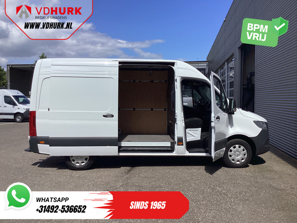 Mercedes-Benz Sprinter Bestelbus 315 CDI Aut. L2H2 3.5t Trekverm./ Stoelverw./ Carplay/ 270Gr.Deuren/ Navi/ Camera/ PDC/ Cruise/ DAB 8