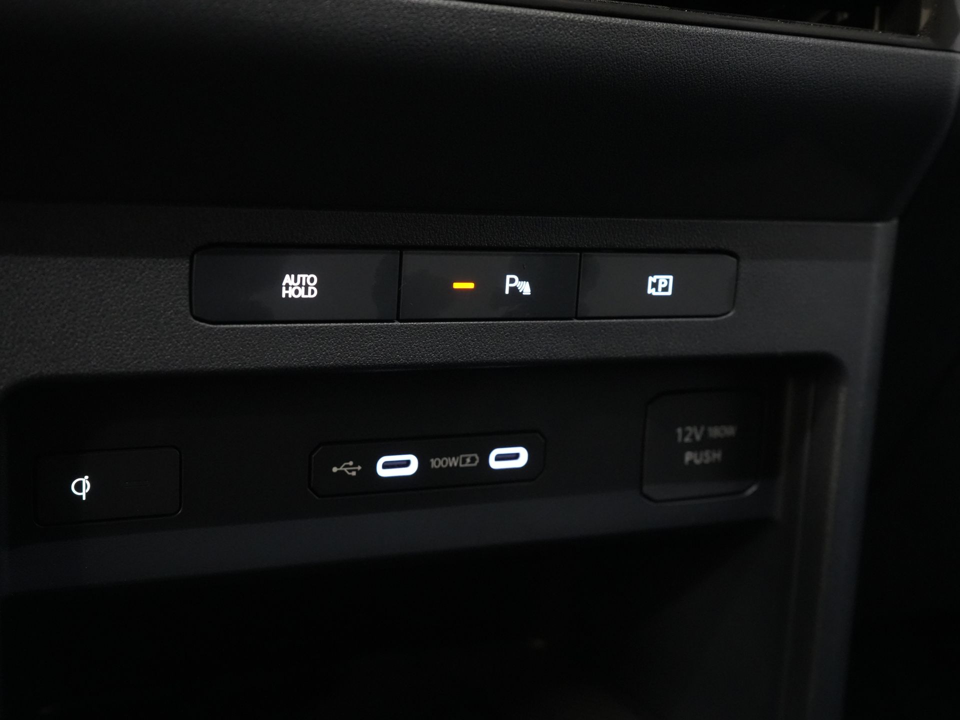 Kia PV5 Bestelbus Elite Executive 71.2 kWh 416 km WLTP L2 Warmtepomp/ 2x Schuifdeur/ Stoelvent./ Stoelverw./ Adapt.Cruise/ Leder/ Navi/ Carplay/ 3 20