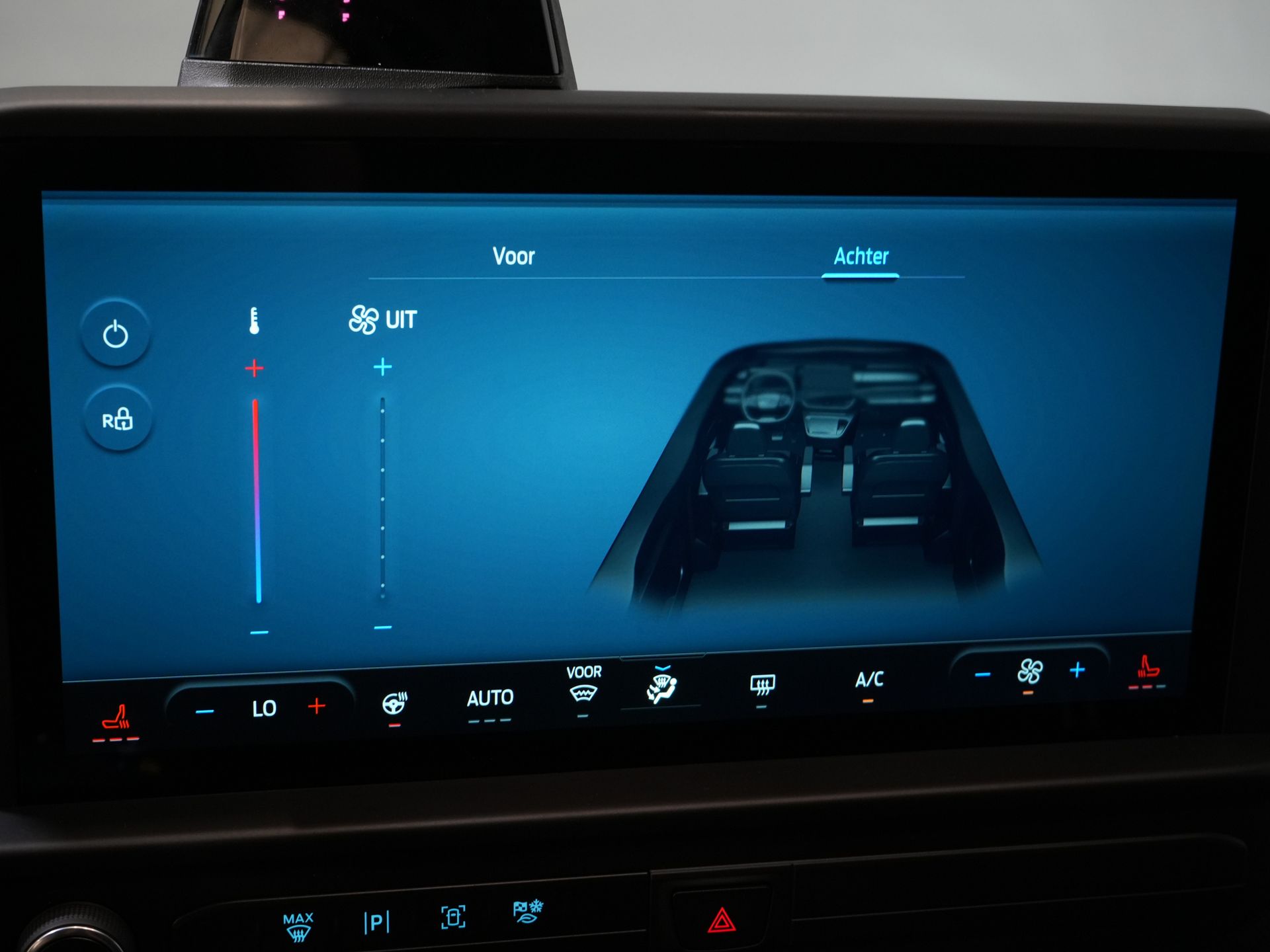 Ford E-Transit Custom Personenvervoer Kombi Trend 71kWh 360 km WLTP (Excl. BTW/Incl. BPM) LED/ Standkachel/ Stoelverw./ Stuurverw./ Carplay/ 9 P/ 9 Persoons/ Combi/ C 24