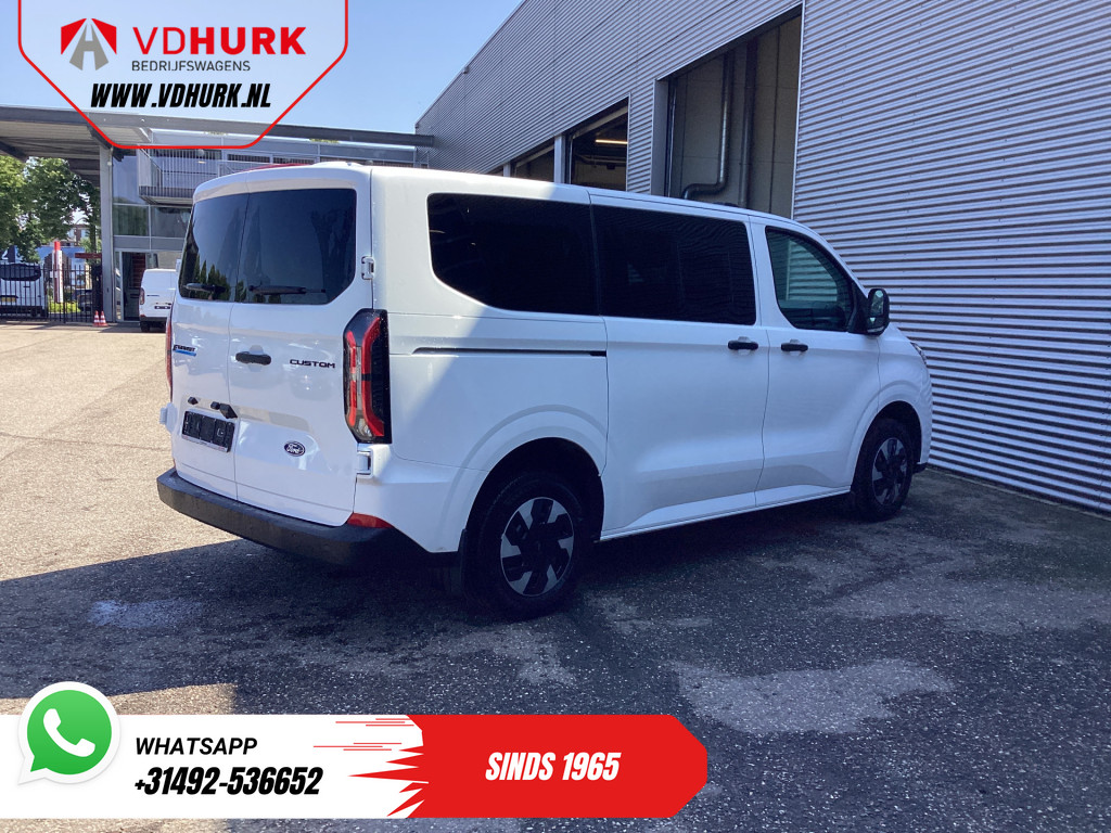 Ford E-Transit Custom Personenvervoer Kombi Trend 71kWh 360 km WLTP LED/Standkachel/ Stoelverw./ Stuurverw./ Carplay/ 9 P/ 9 Persoons/ Climate/ Camera/ PDC/ Cruise 9