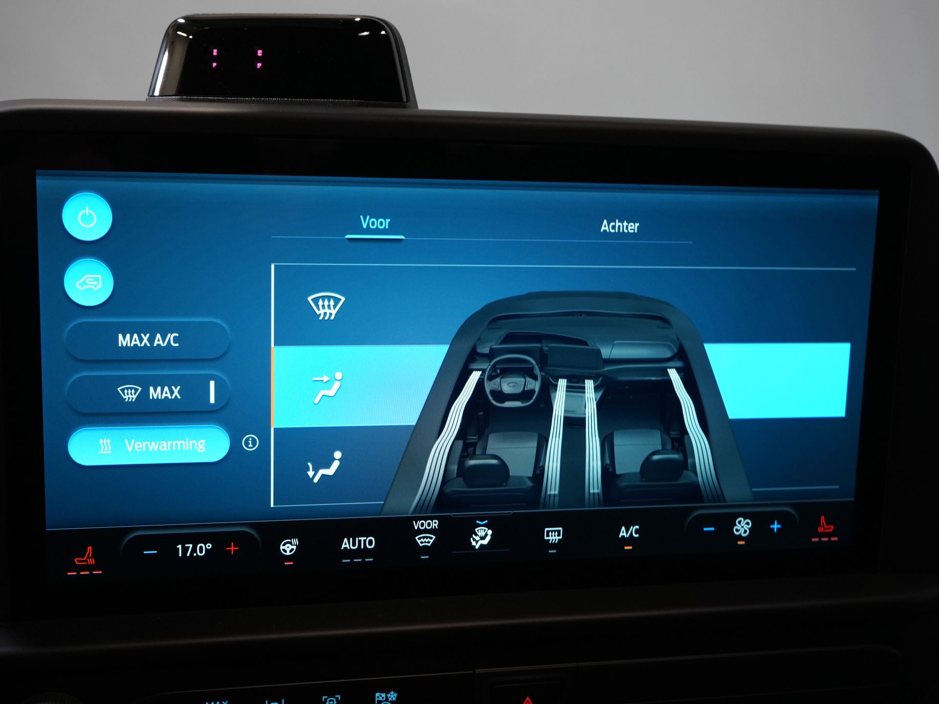 Ford E-Transit Custom Personenvervoer Kombi Trend 71kWh 360 km WLTP (Excl. BTW/Incl. BPM) LED/ Standkachel/ Stoelverw./ Stuurverw./ Carplay/ 9 P/ 9 Persoons/ Combi/ C 26