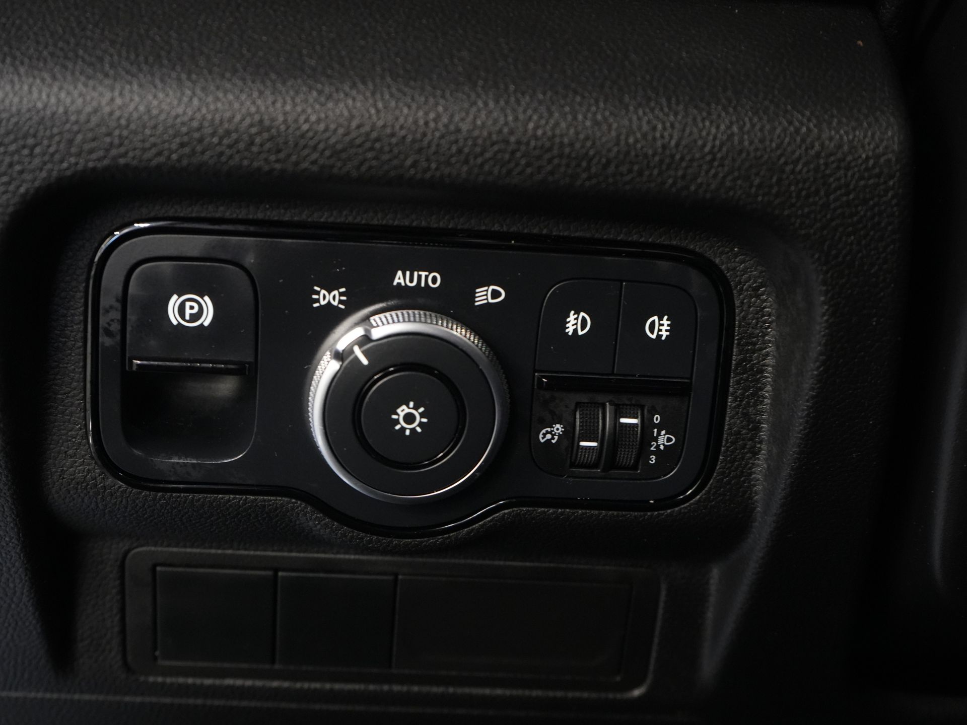 Mercedes-Benz Citan Bestelbus 110 CDI Aut. 3 pers./ Stoelverw./ Carplay/ Camera/ PDC/ Cruise/ Airco 16