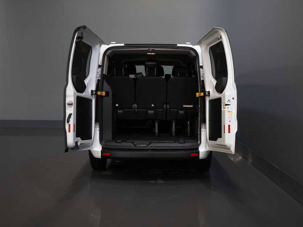 Ford Transit Custom Personenvervoer Tourneo 2.0 TDCI €28.352,- incl. BTW/BPM Trend Combi/ Kombi/ 9 Persoons/ 9 P/ Cruise/ PDC/ Airco 30