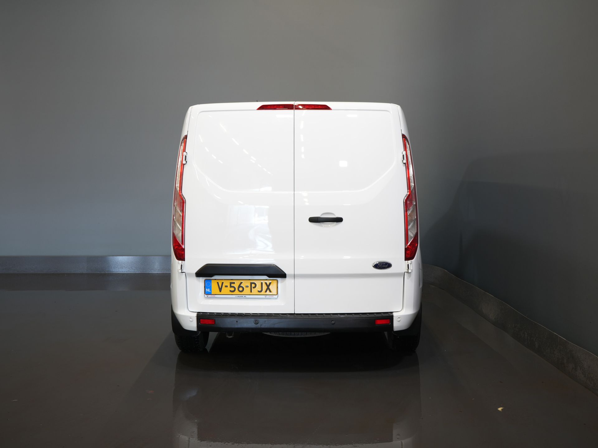 Ford Transit Custom Bestelbus 2.0 TDCI L2 130 pk Trend 2.8t Trekverm./ Cruise/ PDC V+A/ DAB/ Airco 5