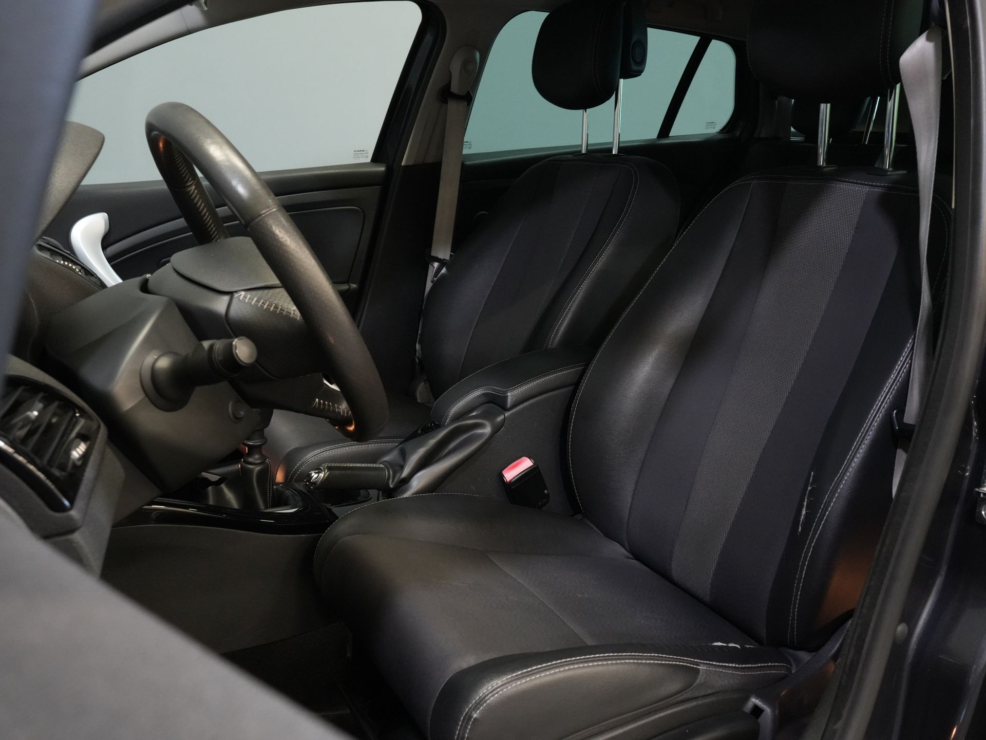 Renault Mégane Stationwagon Estate 1.5 dCi Bose/ Climate/ LMV/ Cruise/ PDC 11