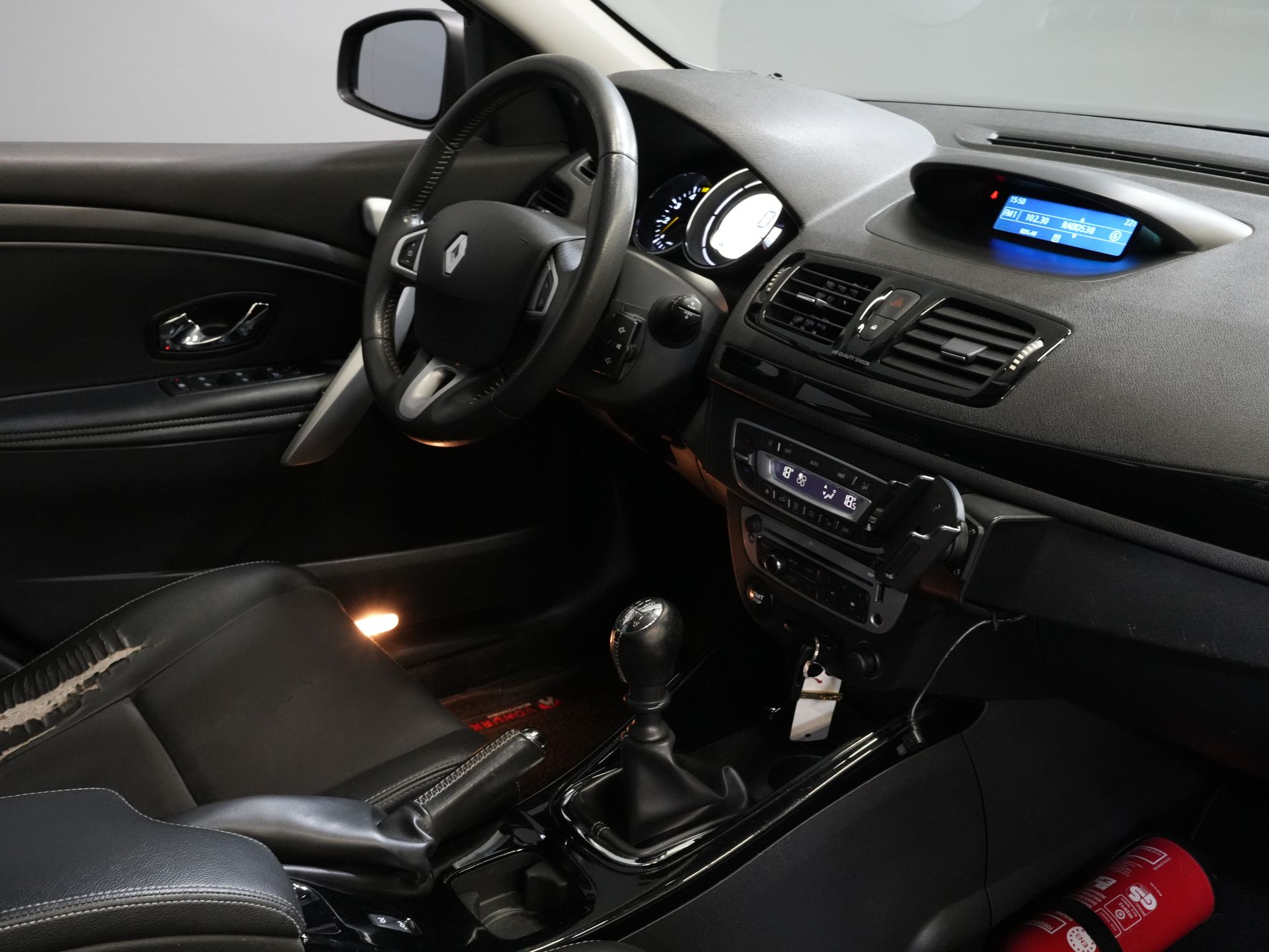 Renault Mégane Stationwagon Estate 1.5 dCi Bose/ Climate/ LMV/ Cruise/ PDC 2
