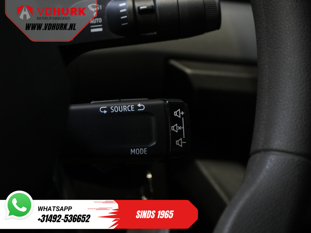 Renault Master E-Tech Bestelbus 87 kWh 447 km WLTP 145 pk L2H2 NL Auto/ LED/ Snellader/ Carplay/ Stoelverw./ Inrichting/ Climate/ Virtual Cockpit/ Navi/ Camera/ 23