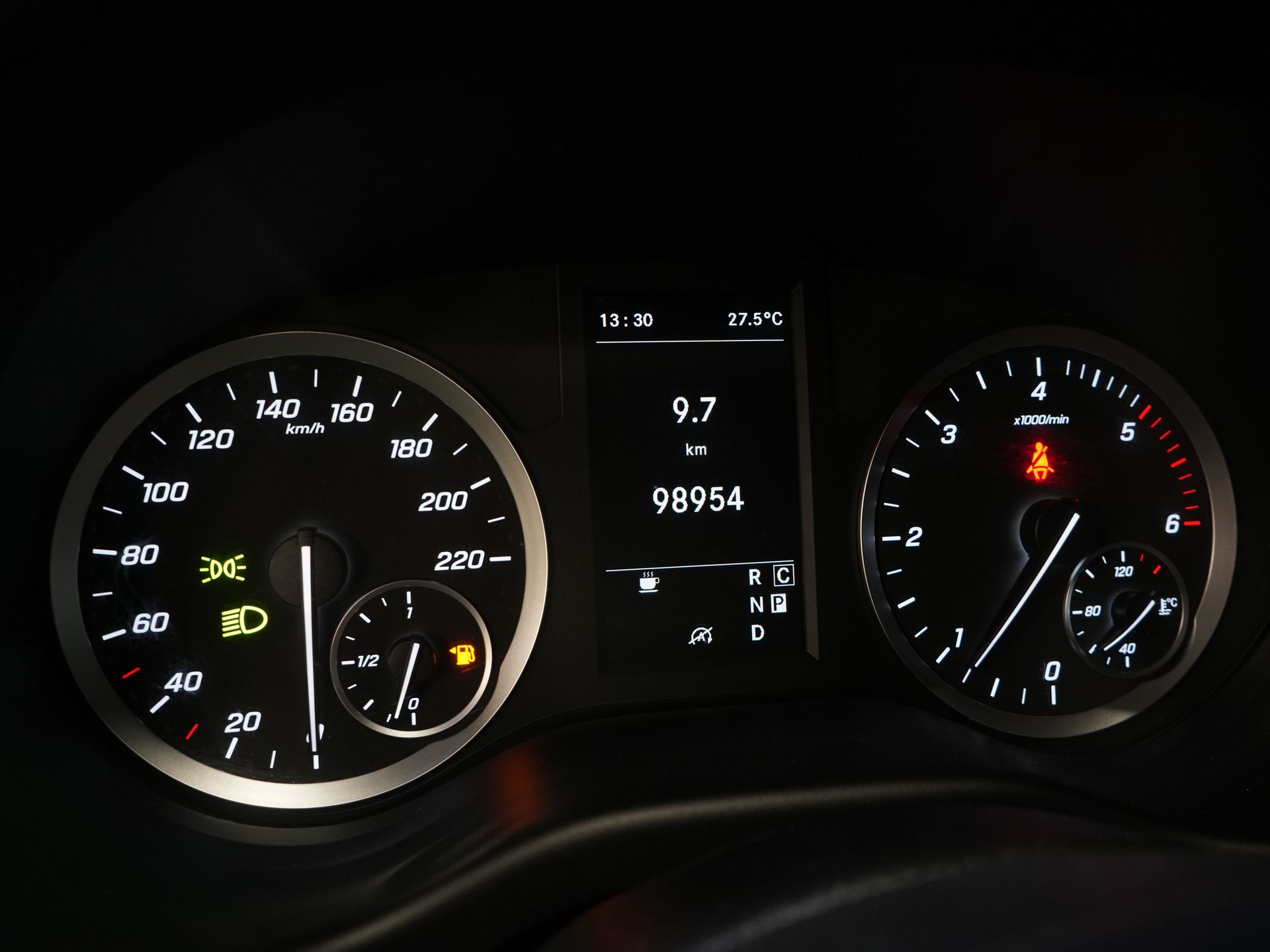 Mercedes-Benz Vito Bestelbus 116 CDI Aut. L2 LED/ Standkachel/ Stoelverw./ Carplay/ Camera/ Cruise/ Trekhaak/ Airco 23