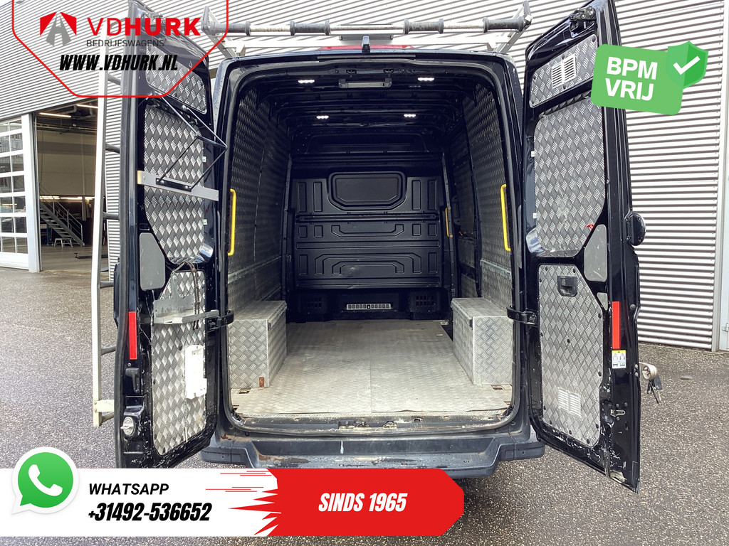 Volkswagen Crafter Bestelbus 35 2.0 TDI 180 pk DSG Aut. L3H3 Imperiaal + Trap/ 270Gr.deuren/ Gev.stoel/ Carplay/ Navi/ Camera/ PDC/ Cruise/ Airco 4