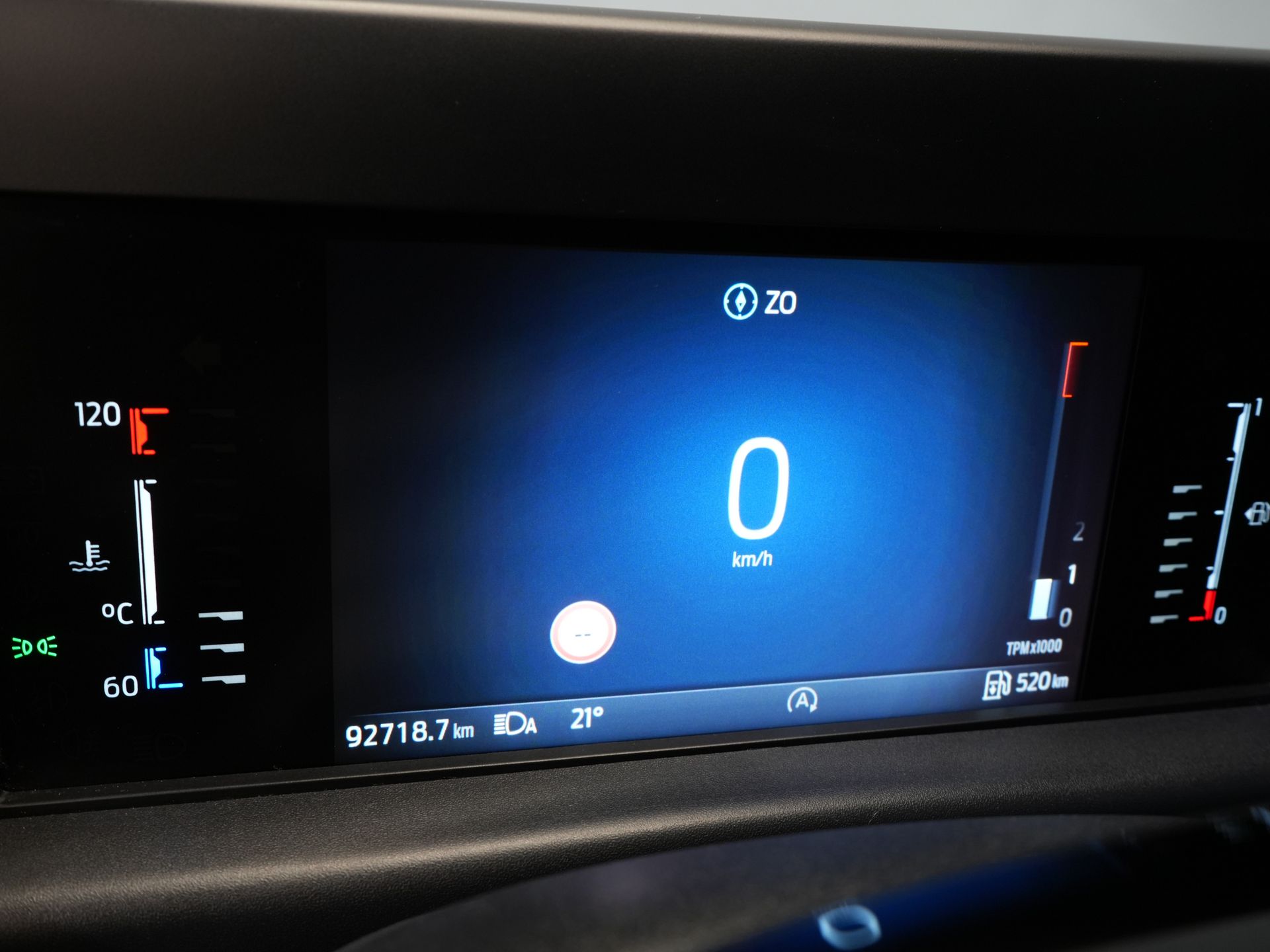 Ford Transit Custom Bestelbus 2.0 TDCI 136 pk Trend LED/ Adapt.Cruise/ Stoelverw./ Carplay/ Navi/ Camera/ Climate/ PDC/ DAB 18