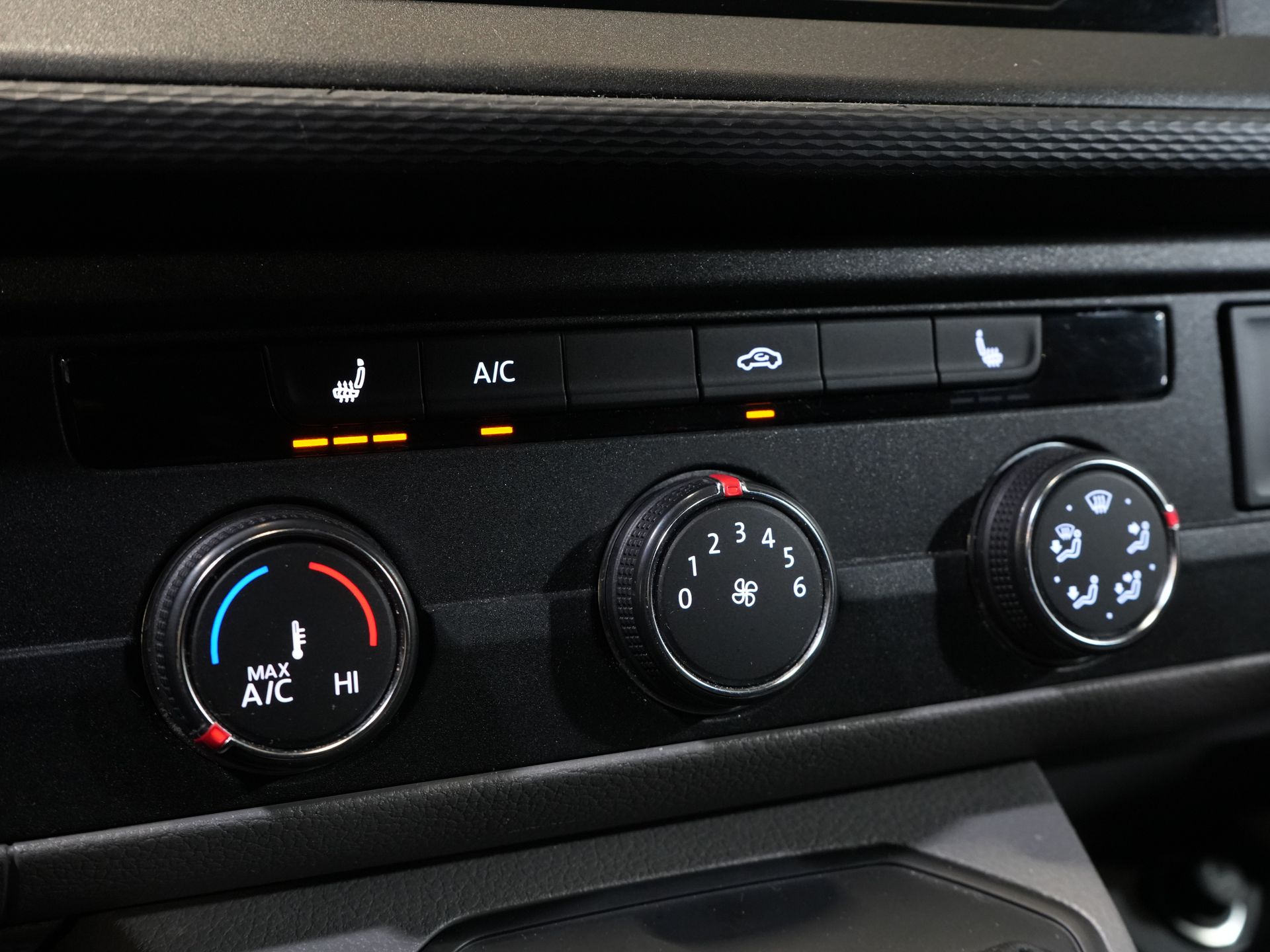 Volkswagen Transporter Bestelbus T6.1 2.0 TDI 150 pk Aut. L2 LED/ Standkachel/ Stoelverw./ Carplay/ PDC/ Cruise/ Airco/ Trekhaak 20