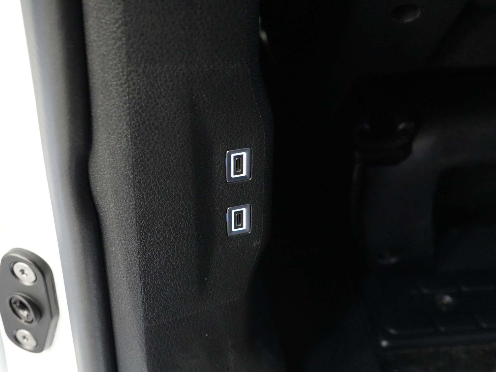 Opel Vivaro Bestelbus 2.0 145 pk Aut. DC Dubbel Cabine LED/ Adapt.Cruise/ 2x Schuifdeur/ Massage/ Stoelverw./ Keyless/ Leder/ Carplay/ Climate/ Camera 19
