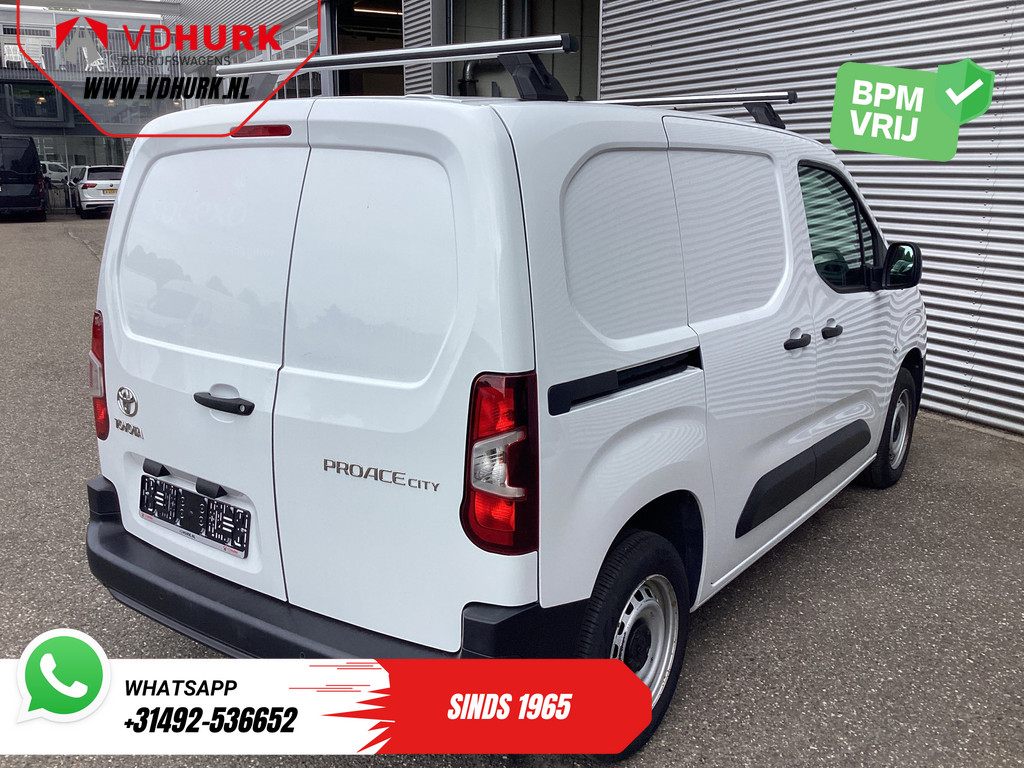 Toyota PROACE CITY Bestelbus 1.5 100 pk 3 Pers./ Carplay/ PDC/ Cruise/ Airco/ DAB 8