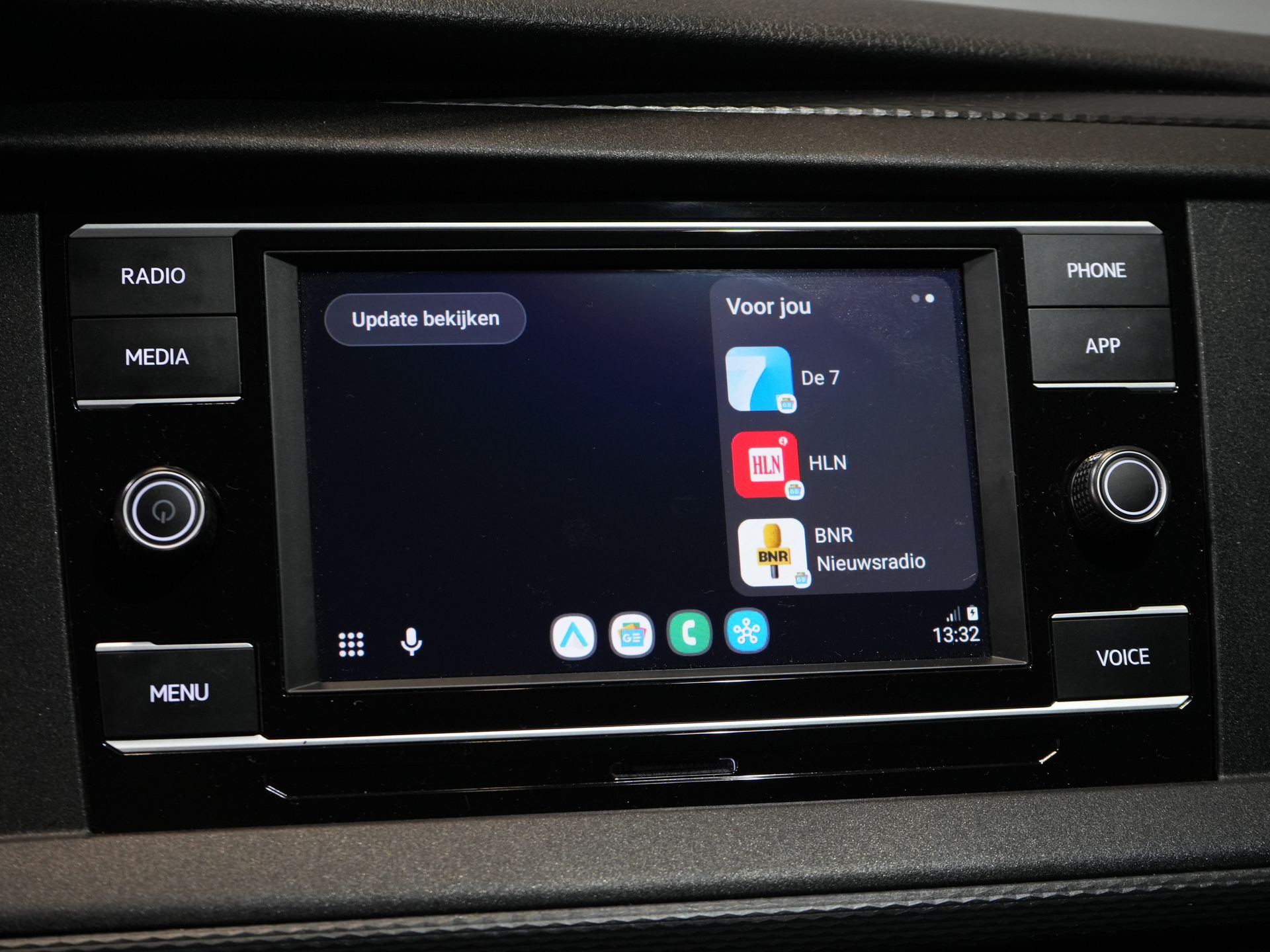 Volkswagen Transporter Bestelbus 2.0 TDI 150 pk DSG Aut. L2 LED/ Cruise/ Carplay/ PDC/ Airco 23