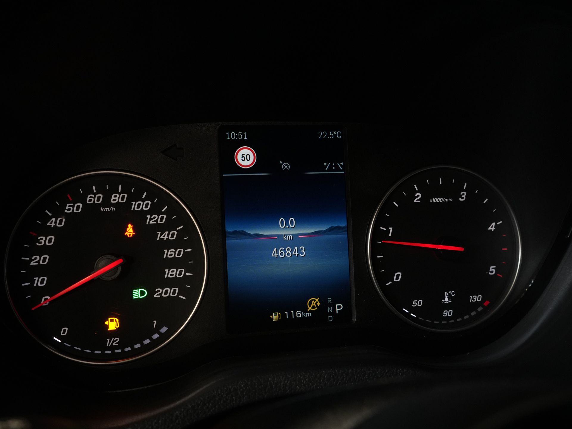 Mercedes-Benz Sprinter Bestelbus 317 CDI Aut. L2H2 Gev.stoel/ 270Gr.deuren/ Stoelverw./ Cruise/ Navi/ Camera/ PDC 19