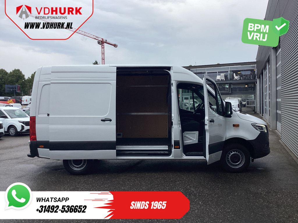 Mercedes-Benz Sprinter Bestelbus 317 CDI Aut. L2H2 Gev.stoel/ 270Gr.deuren/ Stoelverw./ Cruise/ Navi/ Camera/ PDC 5
