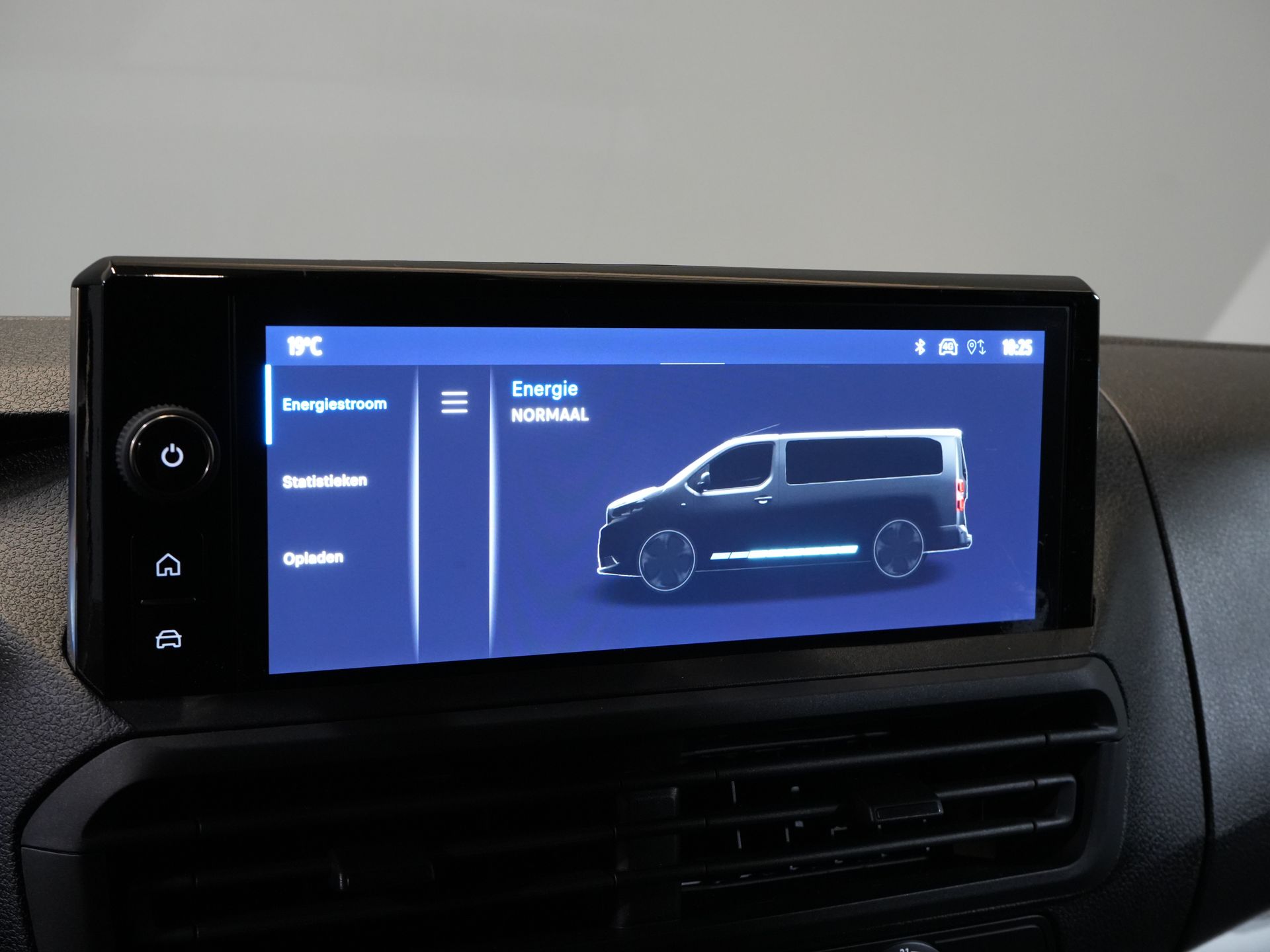 Toyota PROACE Electric Worker Bestelbus L3 75 kWh 350 km WLTP Adapt.Cruise/ Stuurverw./ Snellader/ Carplay/ Camera/ PDC/ Airco 22