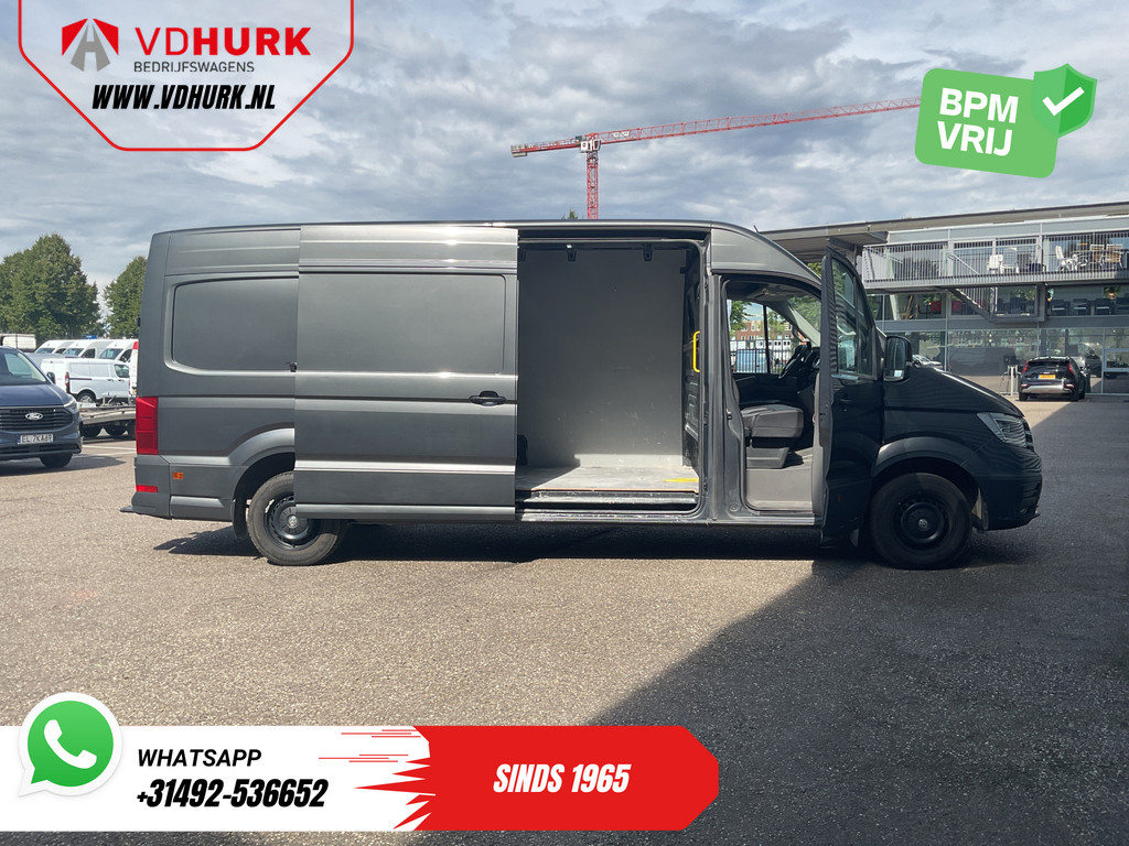 Volkswagen Crafter Bestelbus 35 2.0 TDI 180 pk DSG Aut. L4H3 LED/ Adapt.cruise/ Gev.stoel/ Stoelverw./ Massage/ Carplay/ Navi/ Climate/ Camera/ PDC/ Trekhaak 4