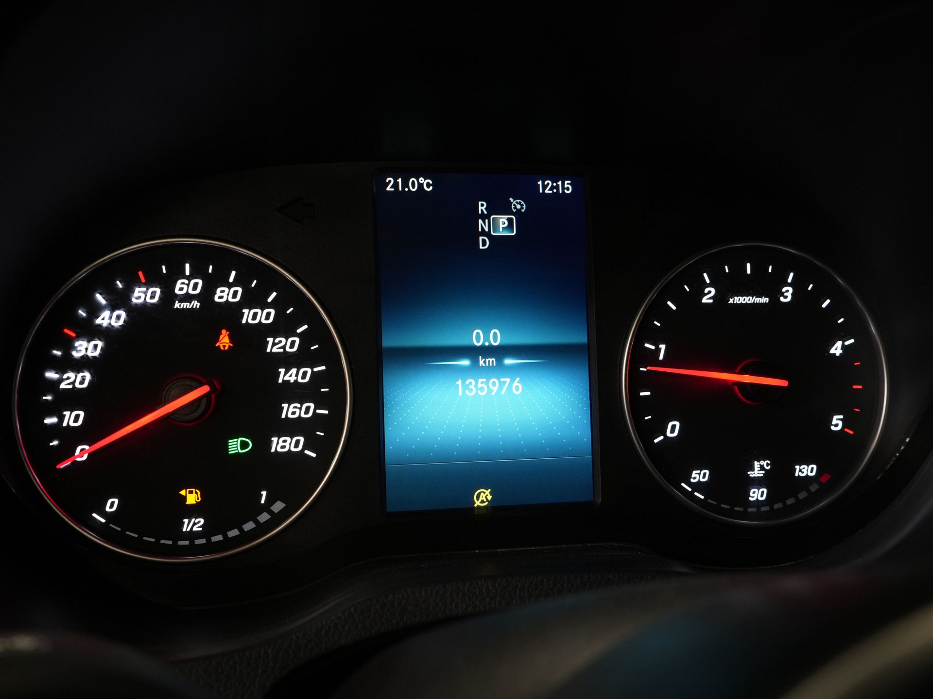 Mercedes-Benz Sprinter Bestelbus 317 CDI Aut. L2H2 LED/ Gev.Stoel/ Stoelverw./ Standkachel/ Carplay/ Cruise/ Camera/ Trekhaak 19