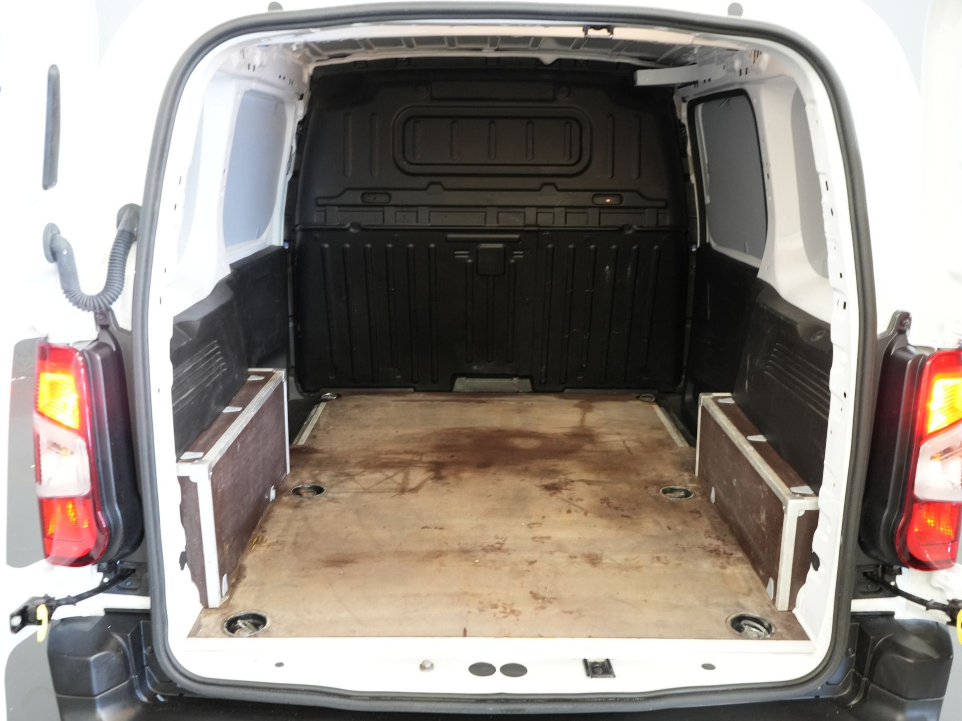 Citroën Berlingo Bestelbus 1.5 HDi 100 pk NL Auto/ Carplay/ Stoelverw./ Stuurverw./ Camera/ Cruise/ PDC/ Airco 14