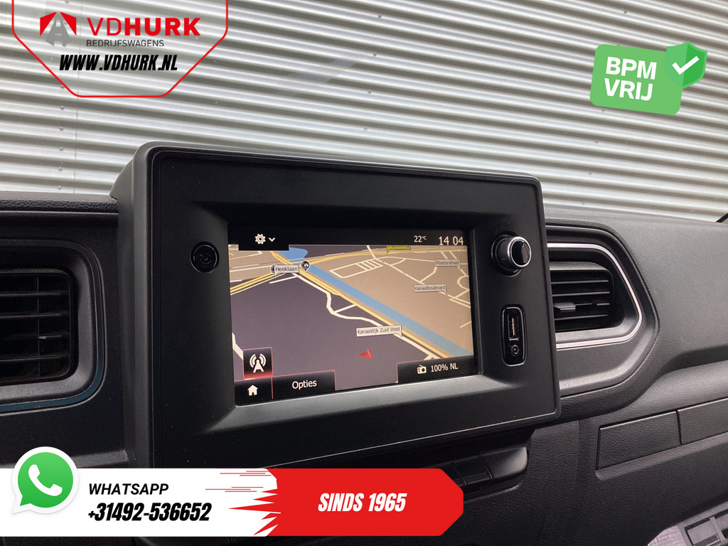 Renault Master Bestelbus 2.3 dCi 150 pk L2H2 NL Auto/ Carplay/ Cruise/ Camera/ PDC/ Navi/ Trekhaak/ DAB/ Airco 12