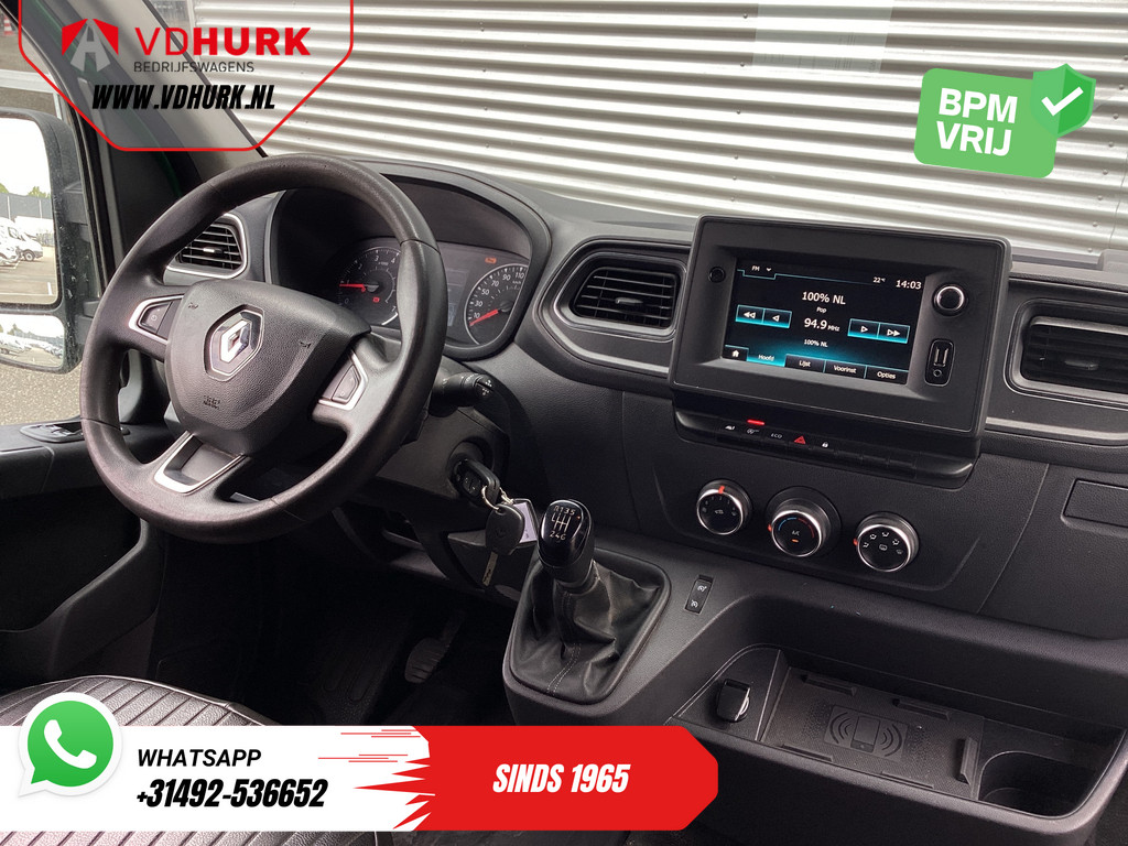Renault Master Bestelbus 2.3 dCi 150 pk L2H2 NL Auto/ Carplay/ Cruise/ Camera/ PDC/ Navi/ Trekhaak/ DAB/ Airco 2