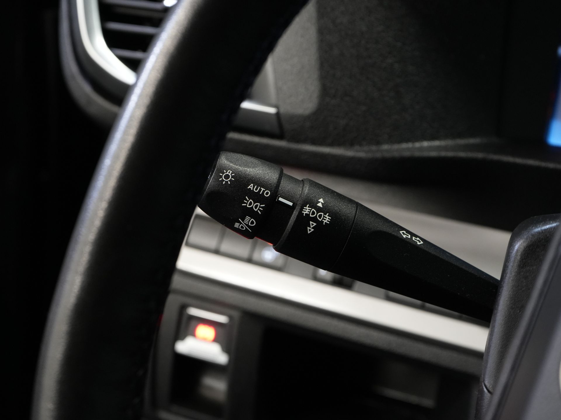 Citroën Jumpy Bestelbus 2.0 HDI 180 pk Aut. LED/ Standkachel/ Keyless/ Stoelverw/ Stuurverw./ Carplay/ Climate/ Camera/ PDC/ Cruise/ Trekhaak/ LMV 18